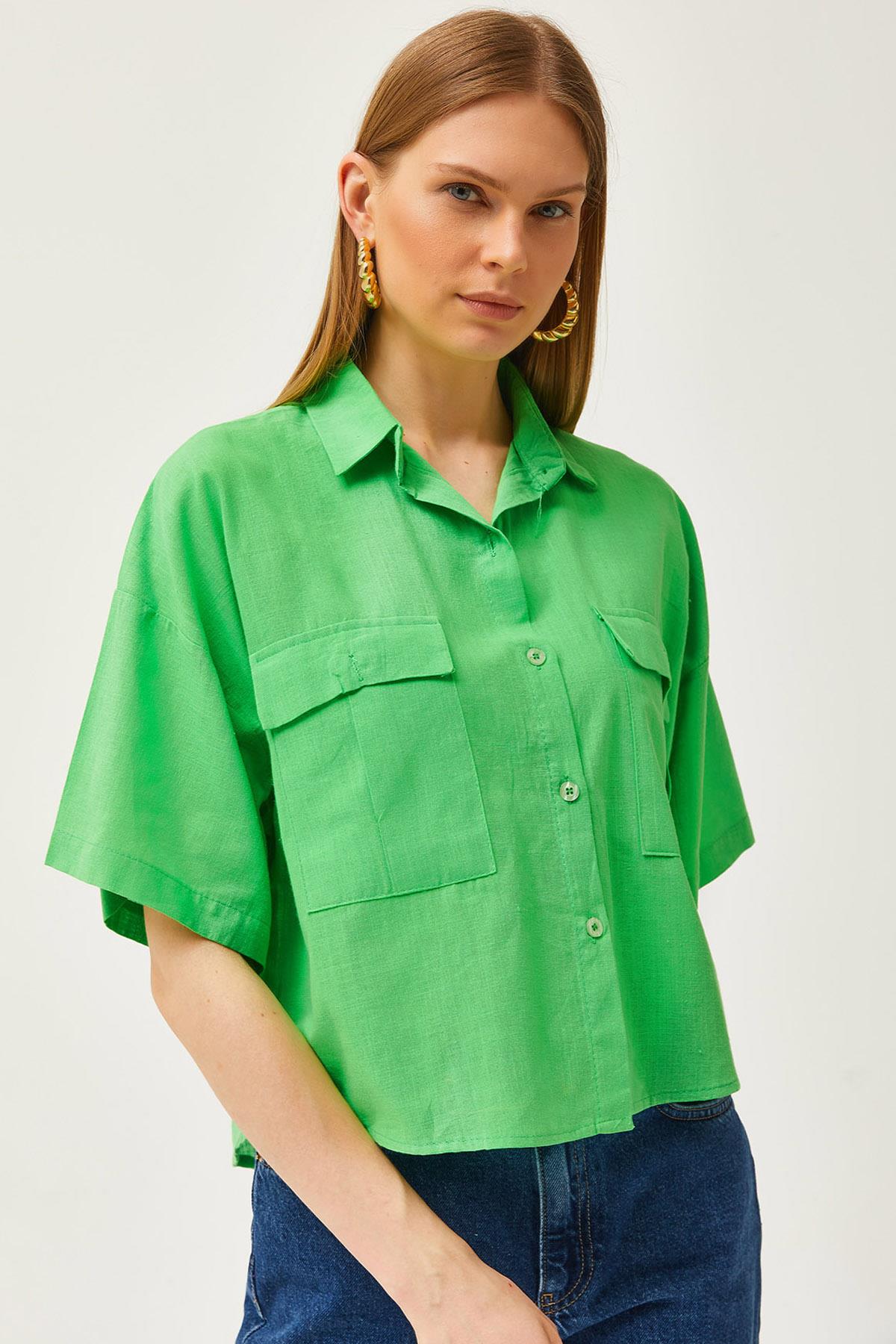 Çift Cepli Oversize Flamlı Crop Gömlek Fıstık Yeşili
