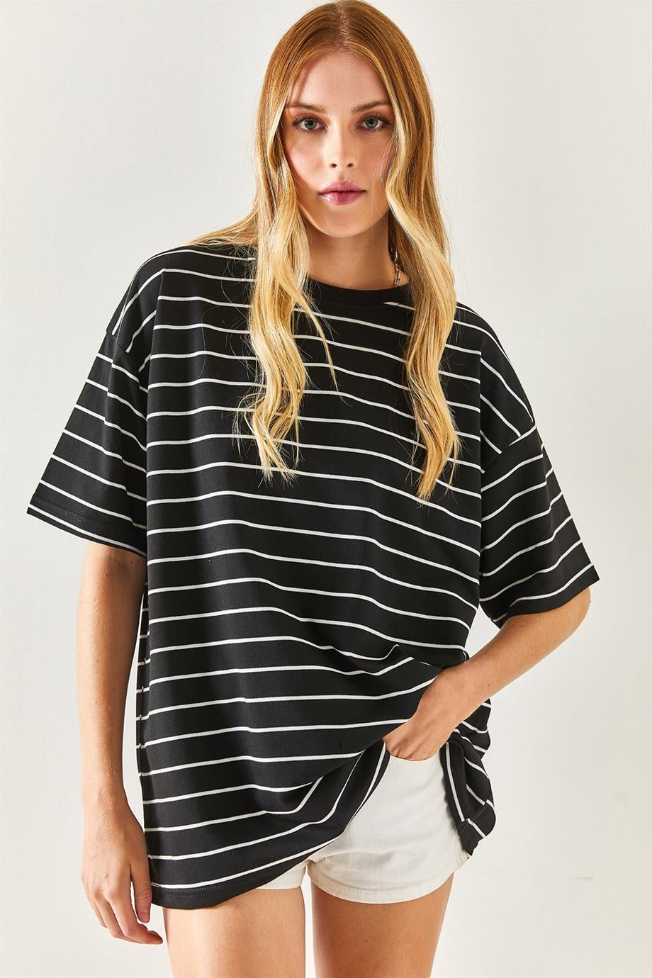 Çizgili 2 İp Oversize Unisex Tişört Siyah