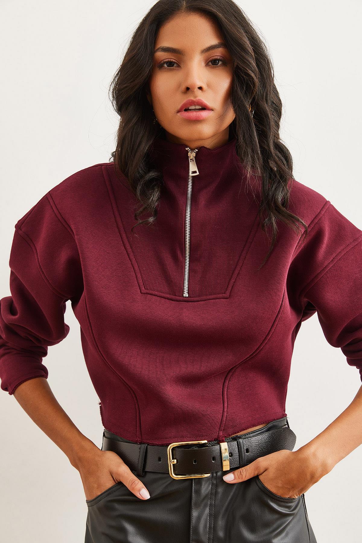 Dik Yaka Fermuarlı Şardonlu Crop Kalın Sweatshirt Bordo