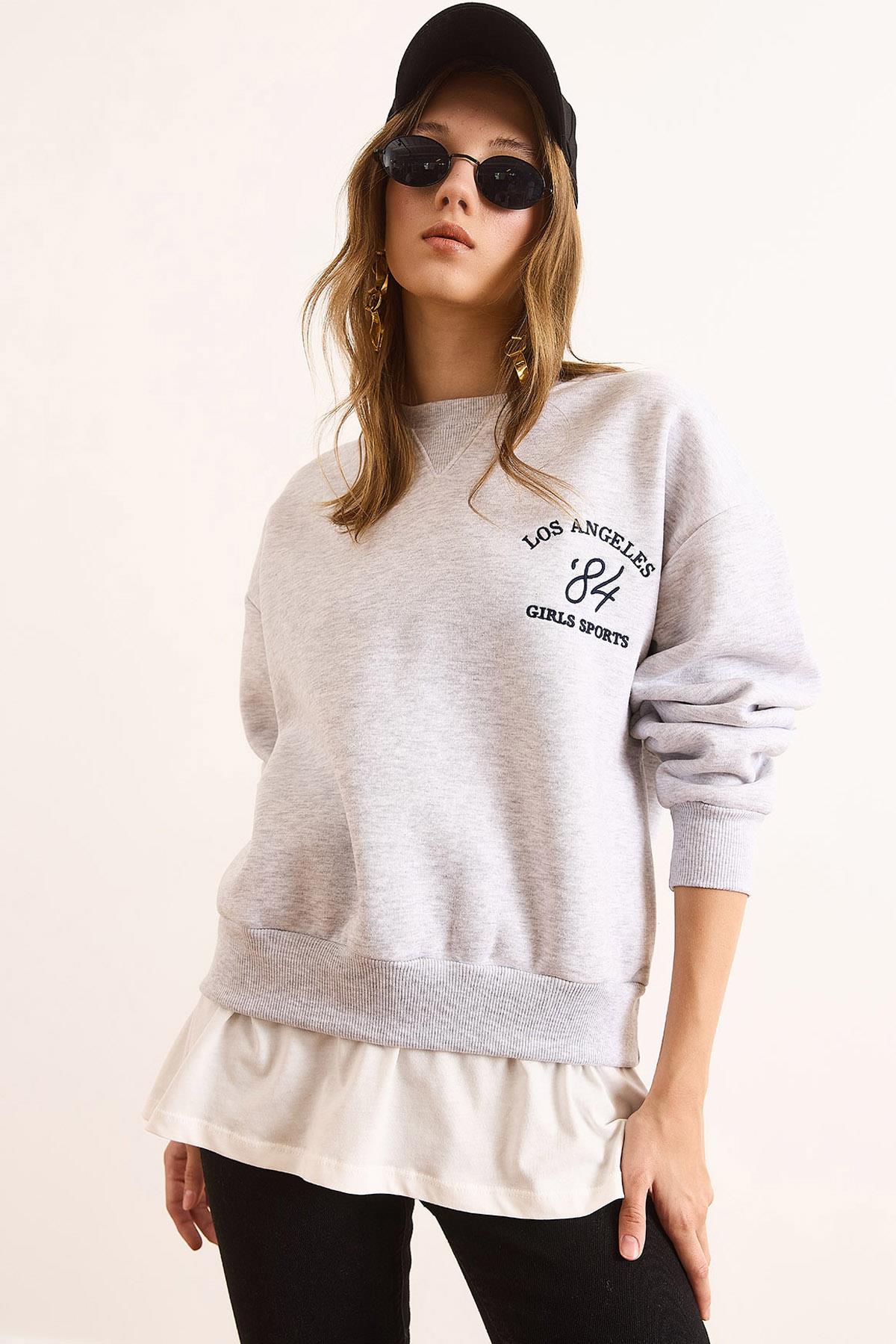 Eteği Garnili Yaka Detaylı Şardonlu Kalın Sweatshirt Gri Melanj