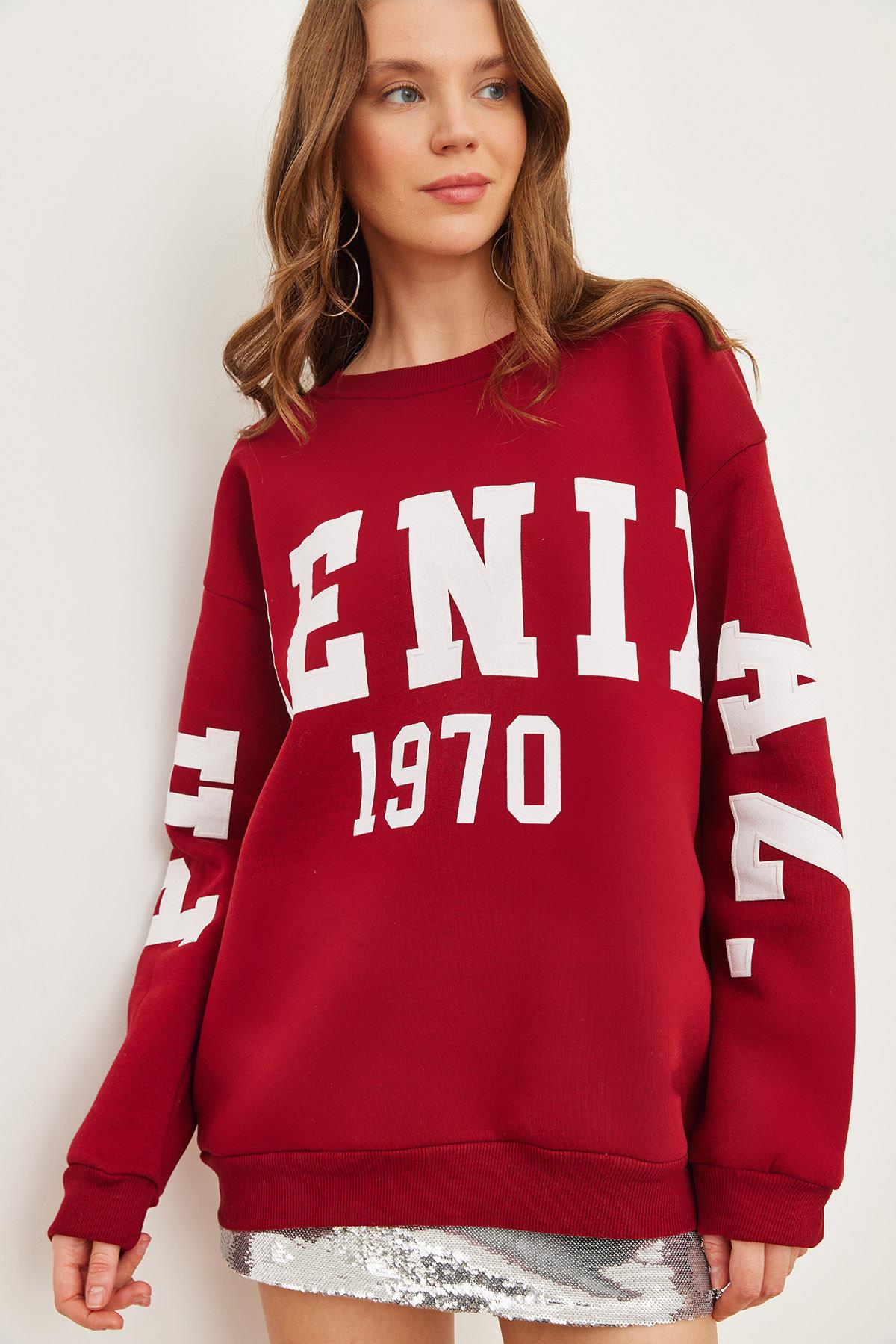 Kabartma Baskılı Oversize Şardonlu Sweatshirt Bordo