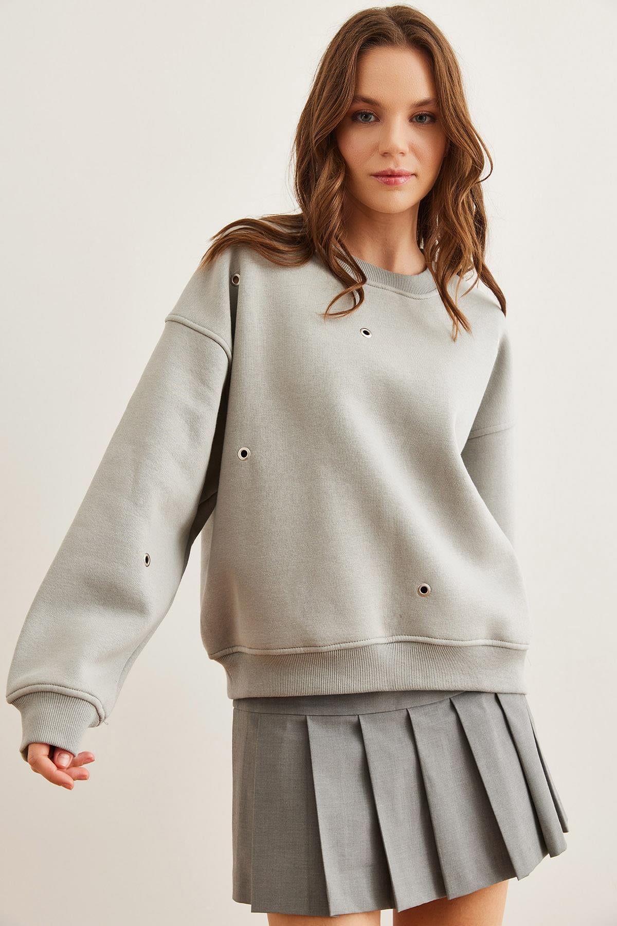 Kuş Gözü Detaylı Şardonlu Premium Sweatshirt Yunus Gri