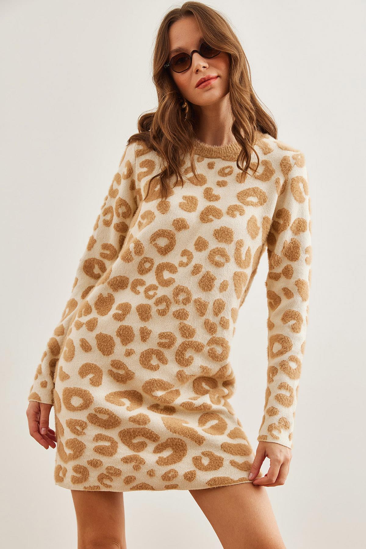 Leopar Desenli Sakallı Yumuşak Dokulu Triko Tunik Elbise Camel