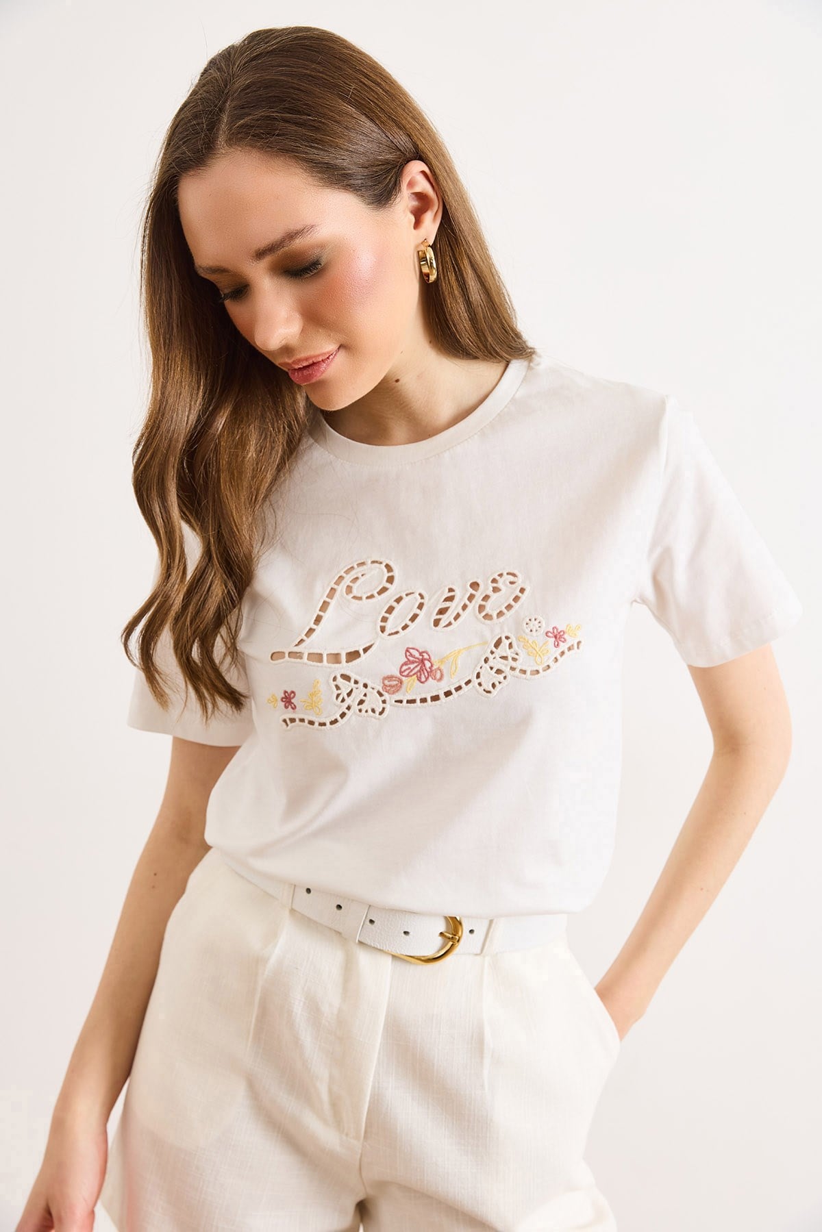 Love Fisto Detaylı Pamuk Tişört Beyaz