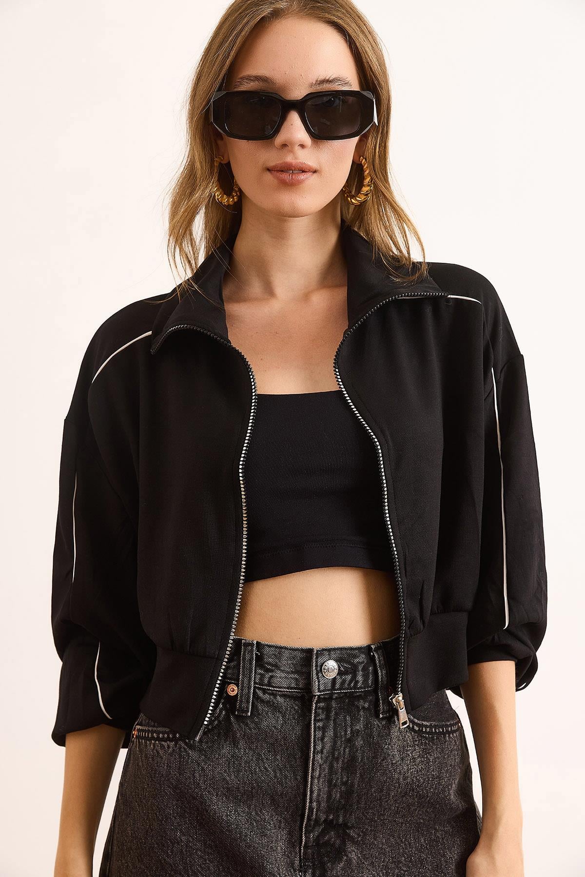 Modal Biye Detaylı Dökümlü Fermuarlı Sweatshirt Siyah