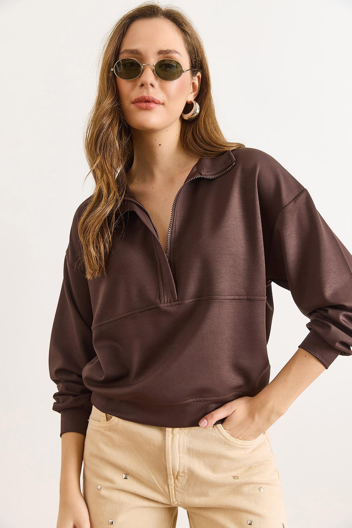 Modal Tuşeli Fermuarlı Dökümlü Sweatshirt Kahverengi