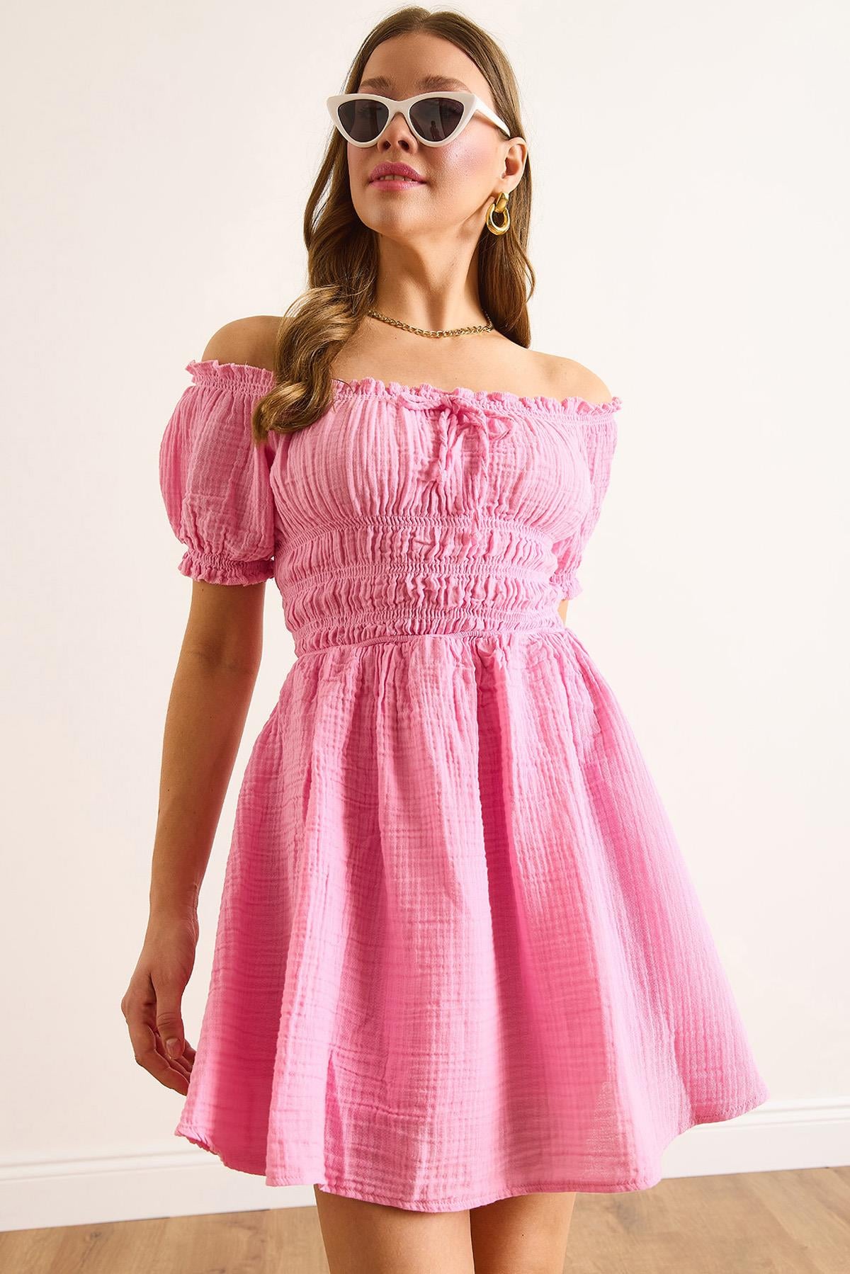 Müslin Yakası Bağcıklı Eteği Astarlı Mini Elbise Pembe