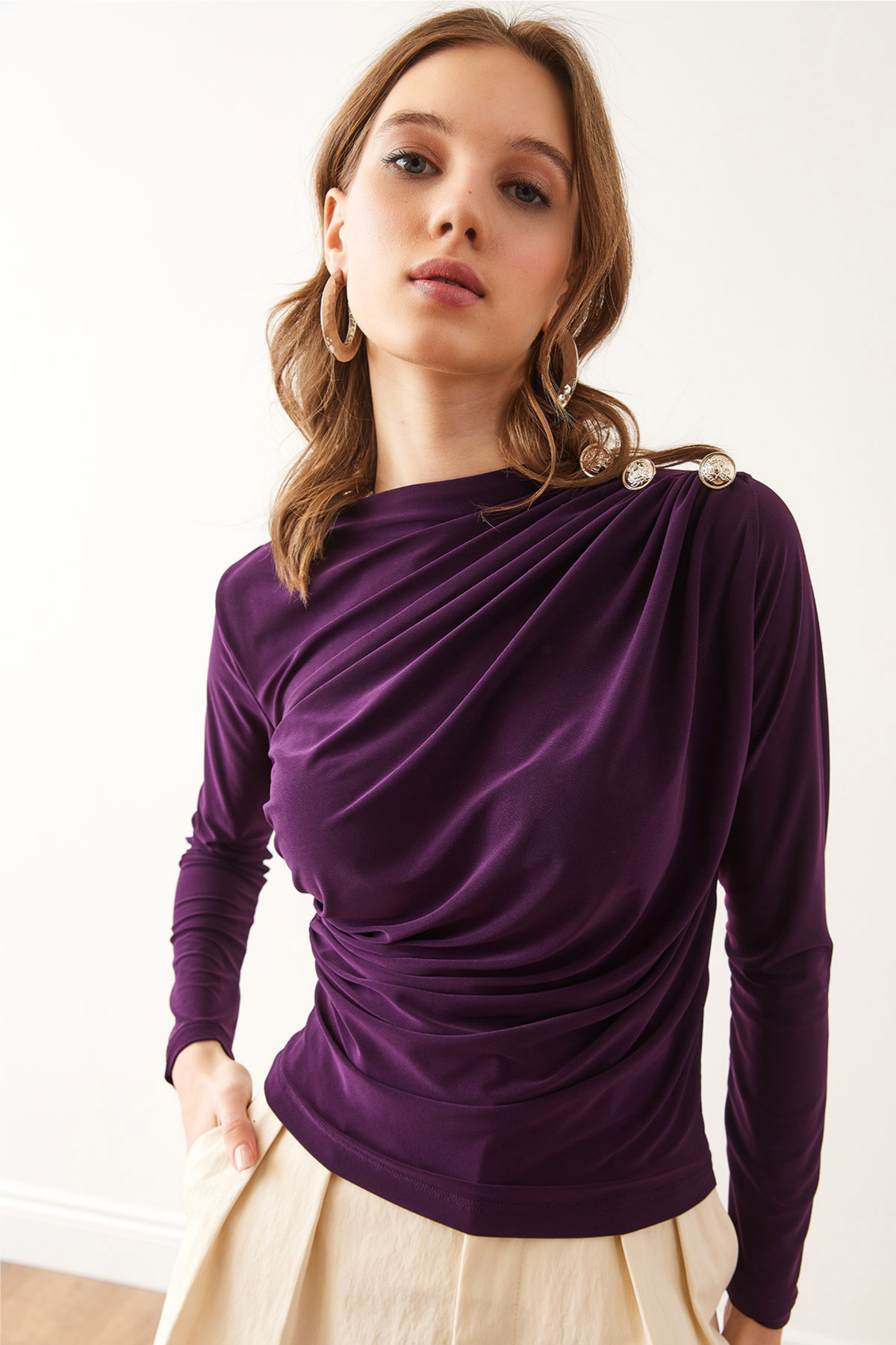 Omuzu Düğmeli Drape Detaylı Sandy Bluz Mor