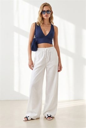 Beli Lastikli Cepli Gabardin Püsküllü Pantolon Beyaz