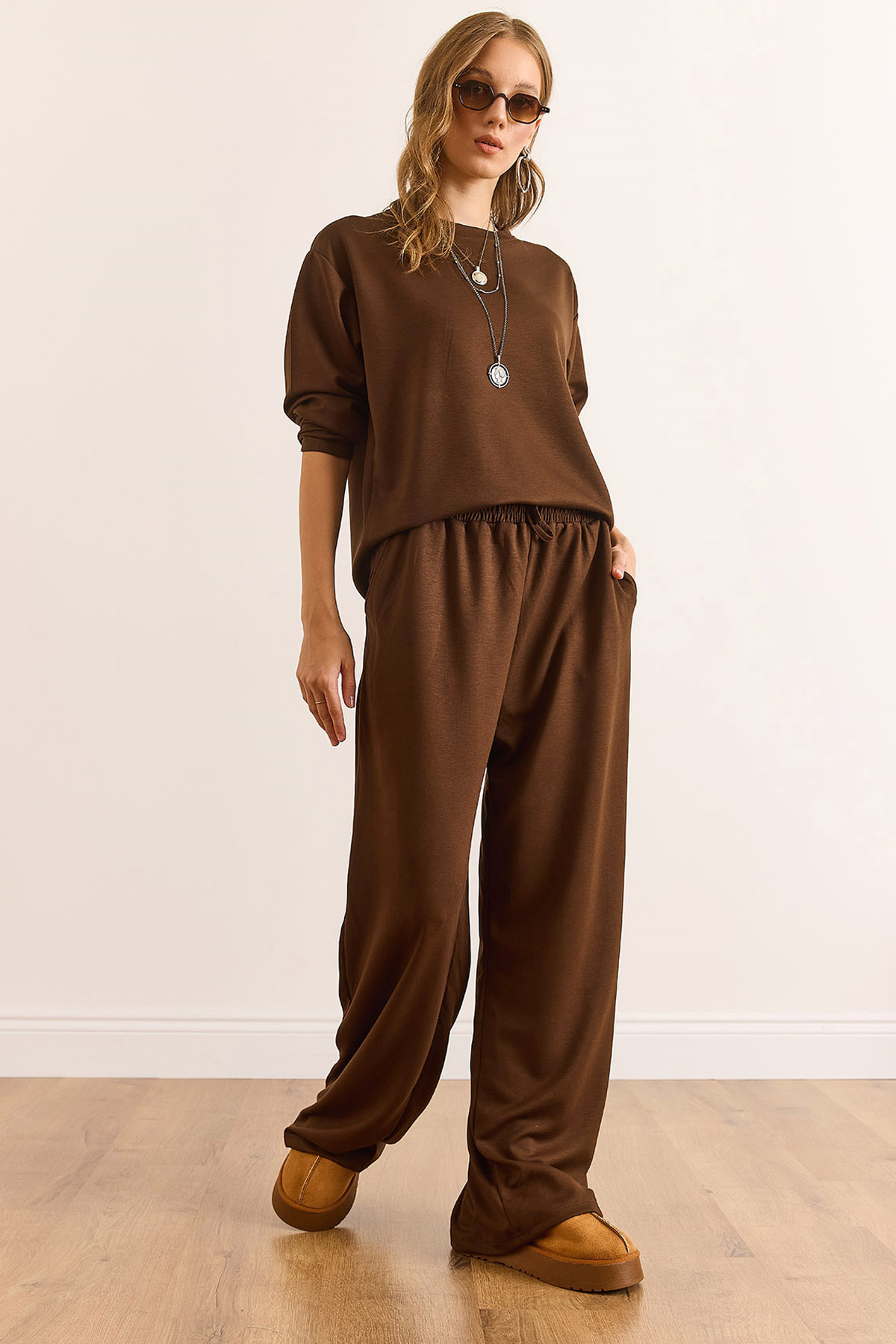 Alt Üst Basic Modal Tuşeli Eşofman Takımı Kahverengi