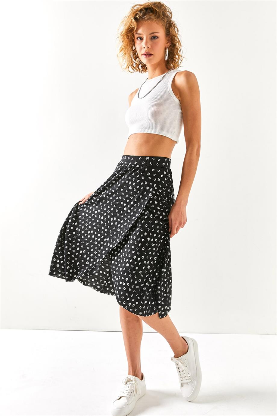 Anvelop Etek Siyah Minik Çiçekli