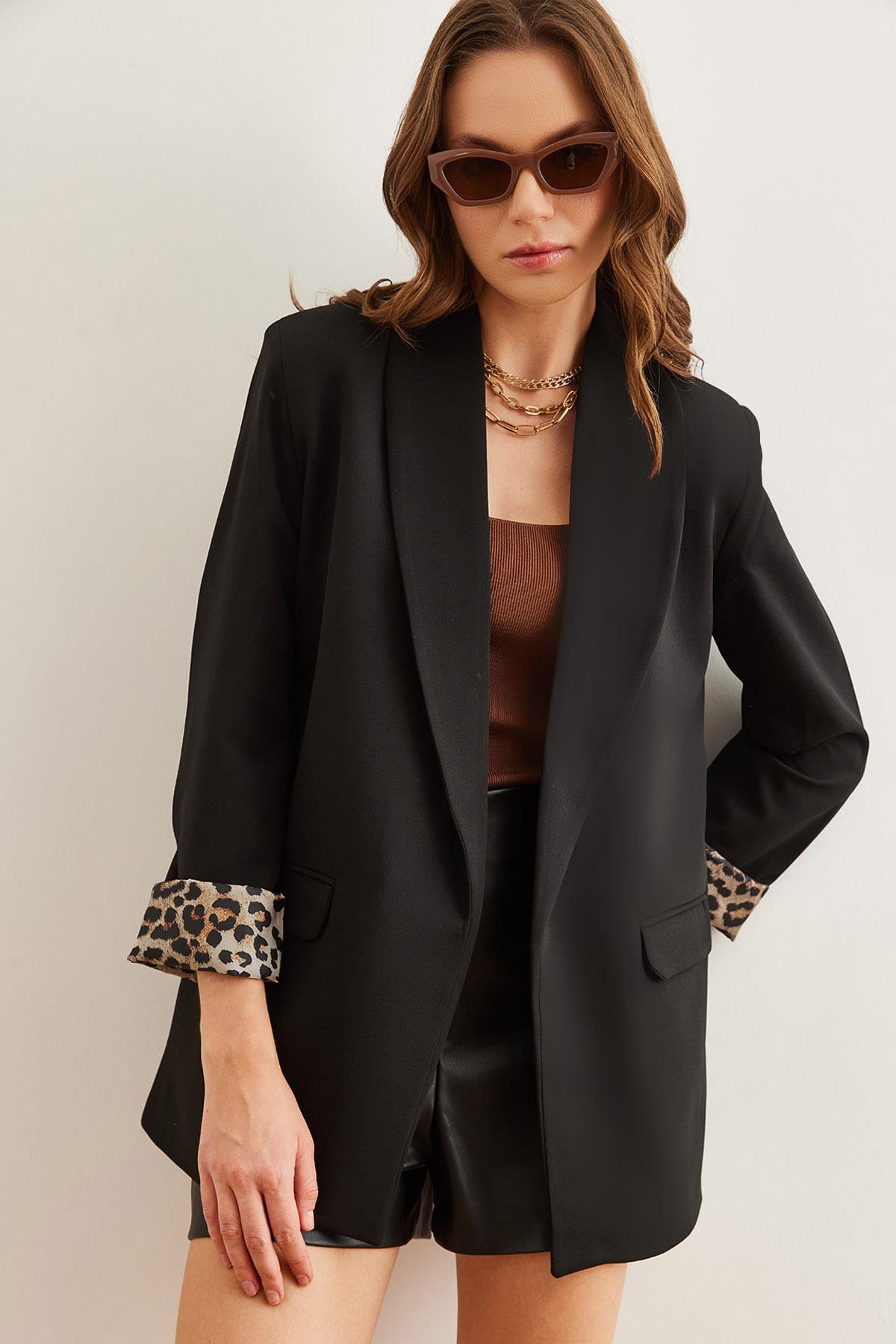 Astarı Leopar Aksesuar Cepli Blazer Ceket Siyah