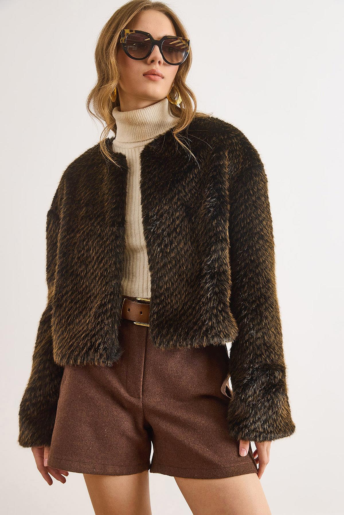 Astarlı Kısa Tüylü Suni Kürk Ceket Kahverengi