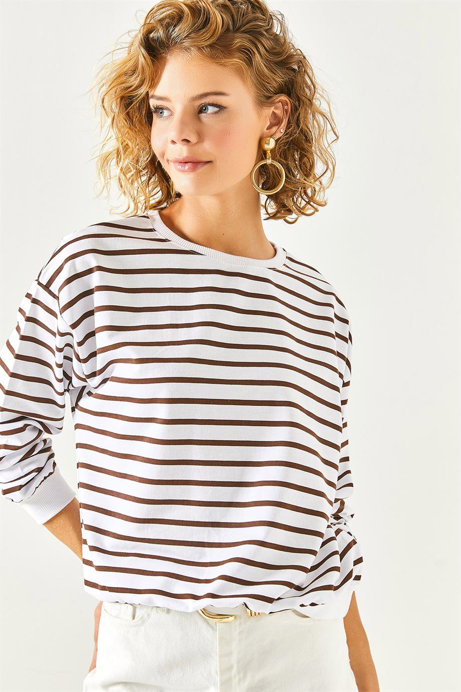 Basic Yumuşak Dokulu Salaş Sweatshirt Beyaz Acı Kahve