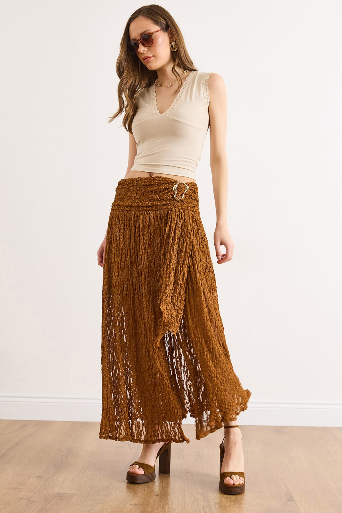 Beli Aksesuarlı Astarlı Yırtmaçlı Boho Etek Taba