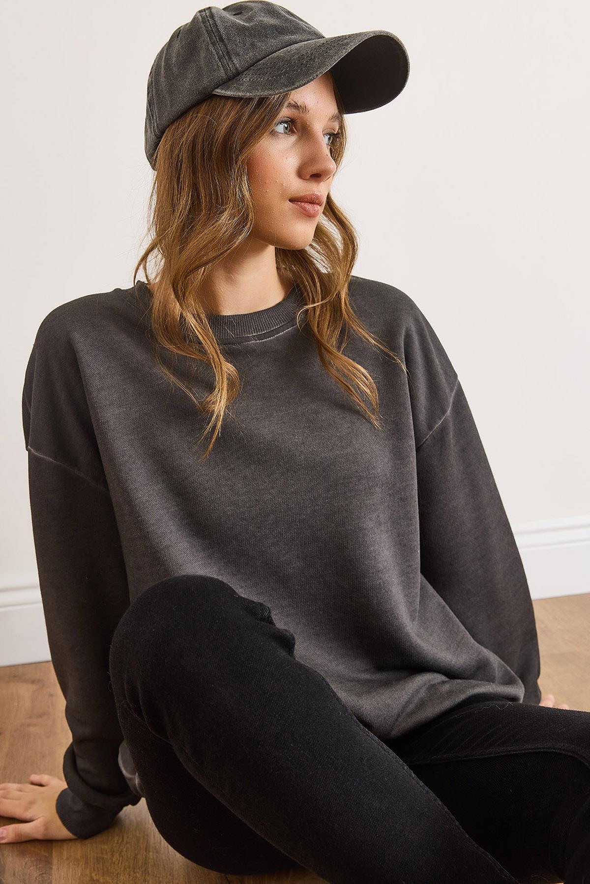 Bisiklet Yaka  Şardonsuz Yıkamalı Basic Sweatshirt Antrasit