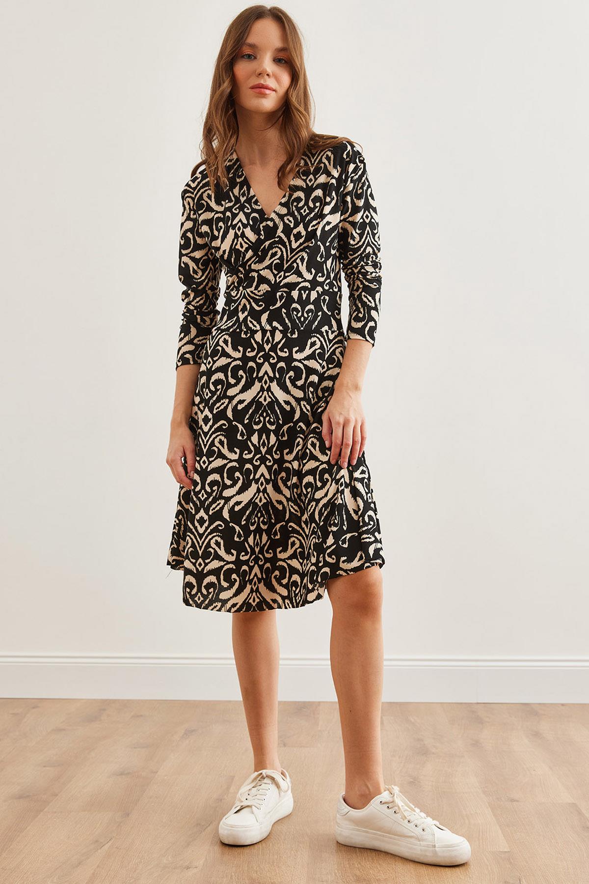 Çiçekli Kruvaze Örme Elbise Şal Siyah