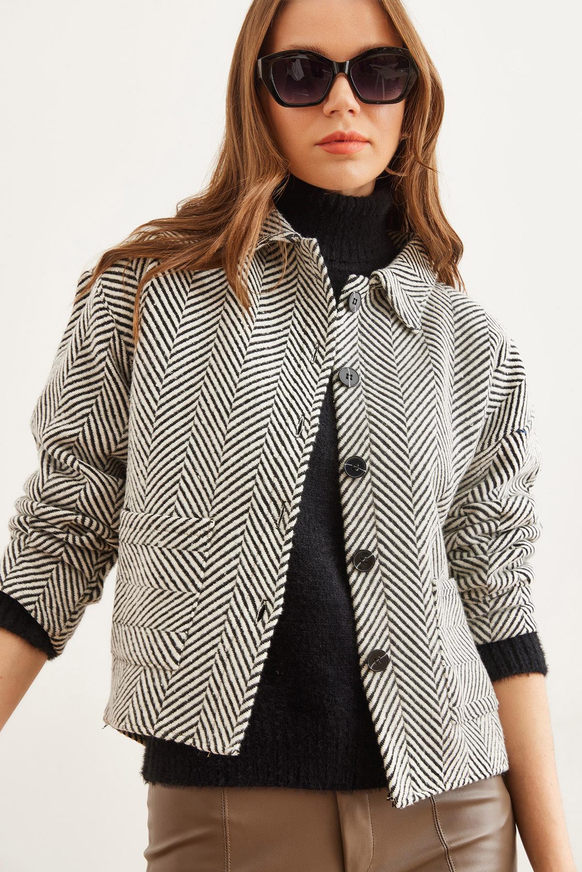 Çift Cepli Kaşe Astarsız Ceket Beyaz