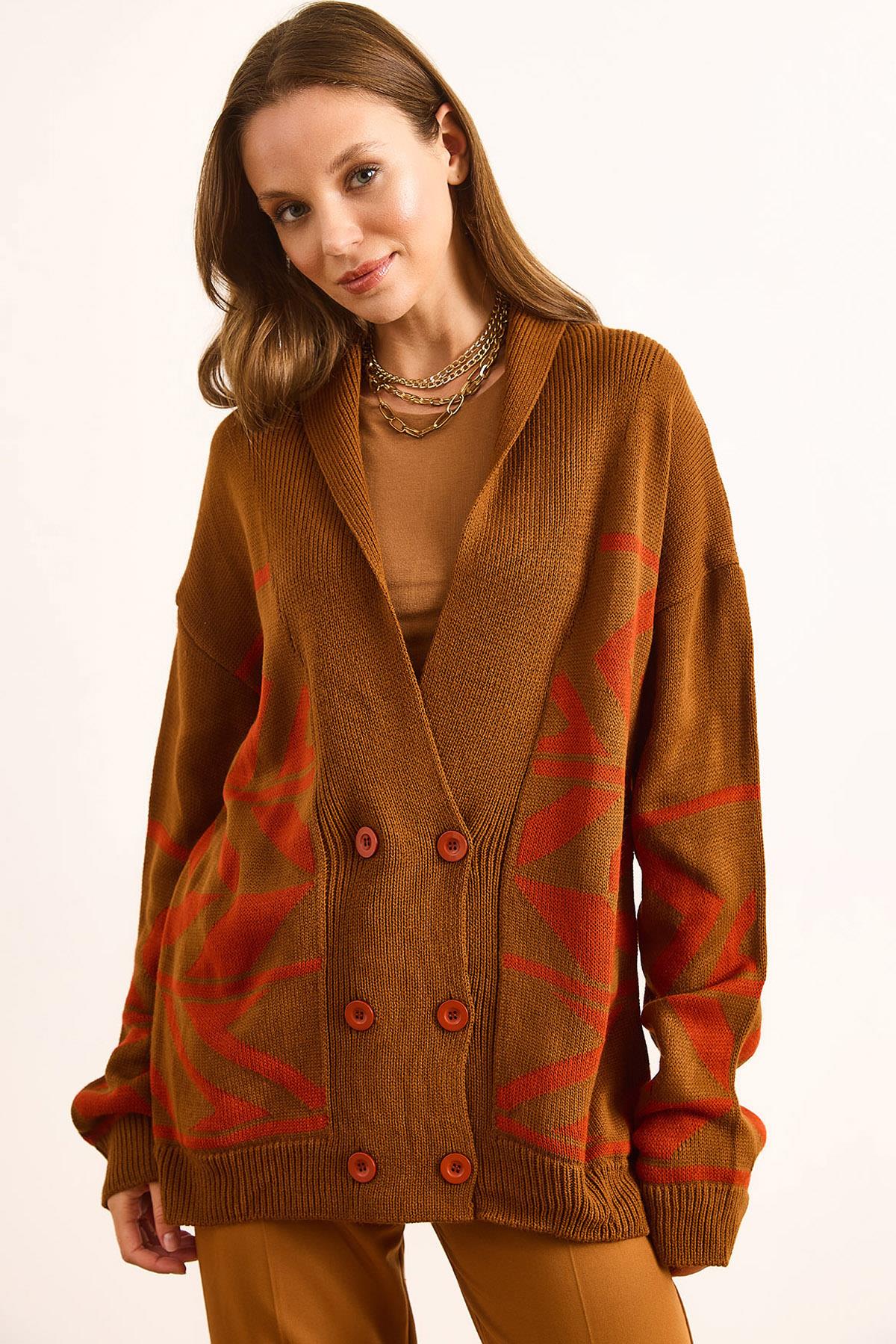 Çift Düğmeli Oversize Triko Hırka Taba