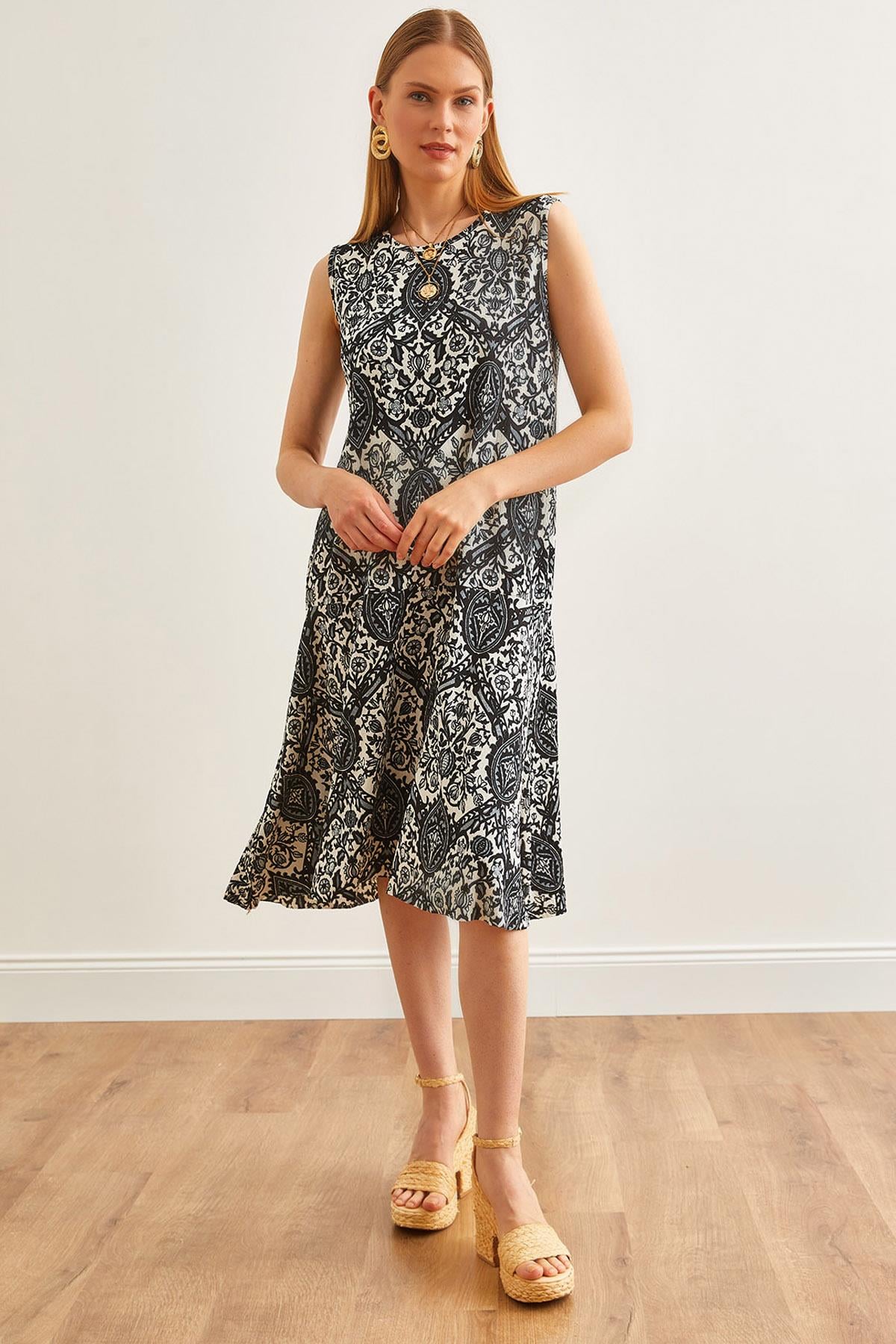 Eteği Parçalı Örme Elbise Şal Siyah