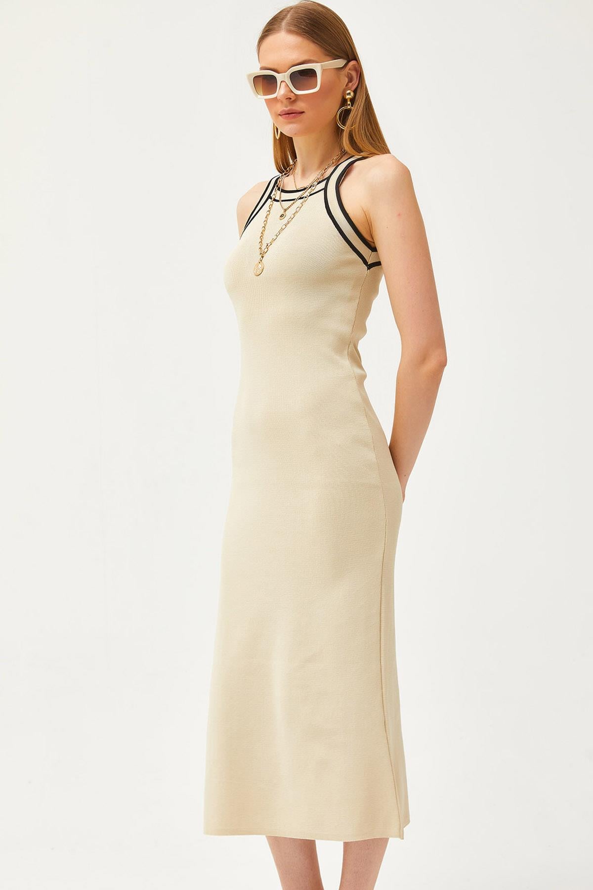 Halter Yaka Maxi Triko Elbise Taş