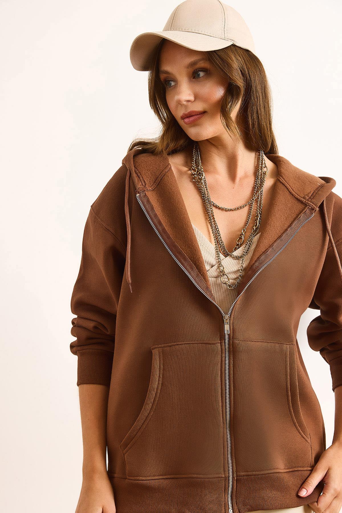 Kapüşonlu Fermuarlı Oversize Şardonlu Sweatshirt Kahverengi