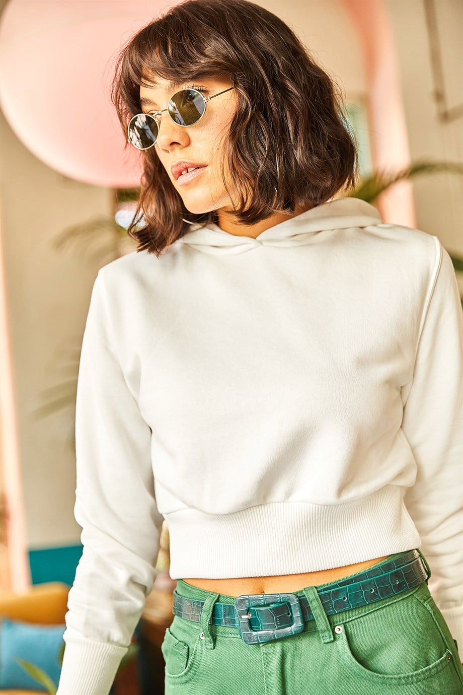Kapüşonu Baskılı Yumuşak Dokulu Crop Sweatshirt Ekru