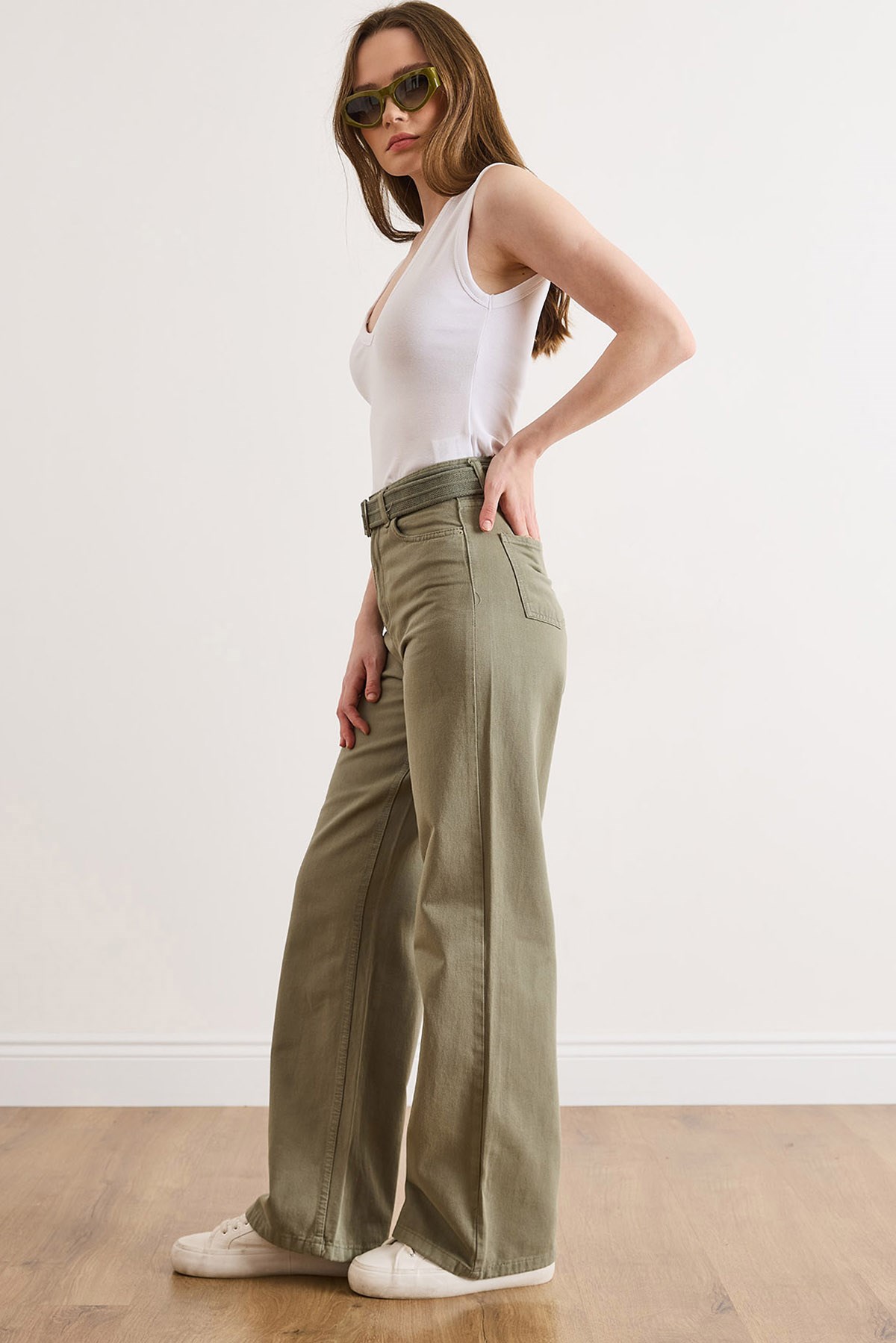 Kemerli Yıkamalı Wide Leg Gabardin Pantolon Haki