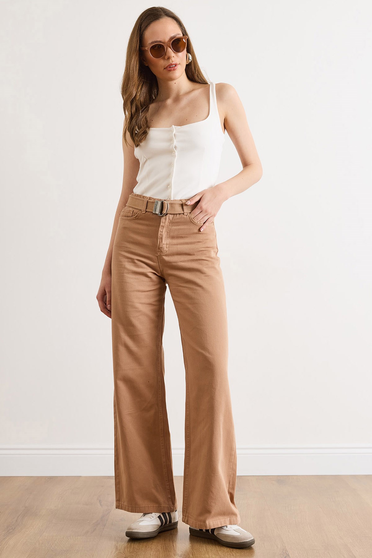 Kemerli Yıkamalı Wide Leg Gabardin Pantolon Camel