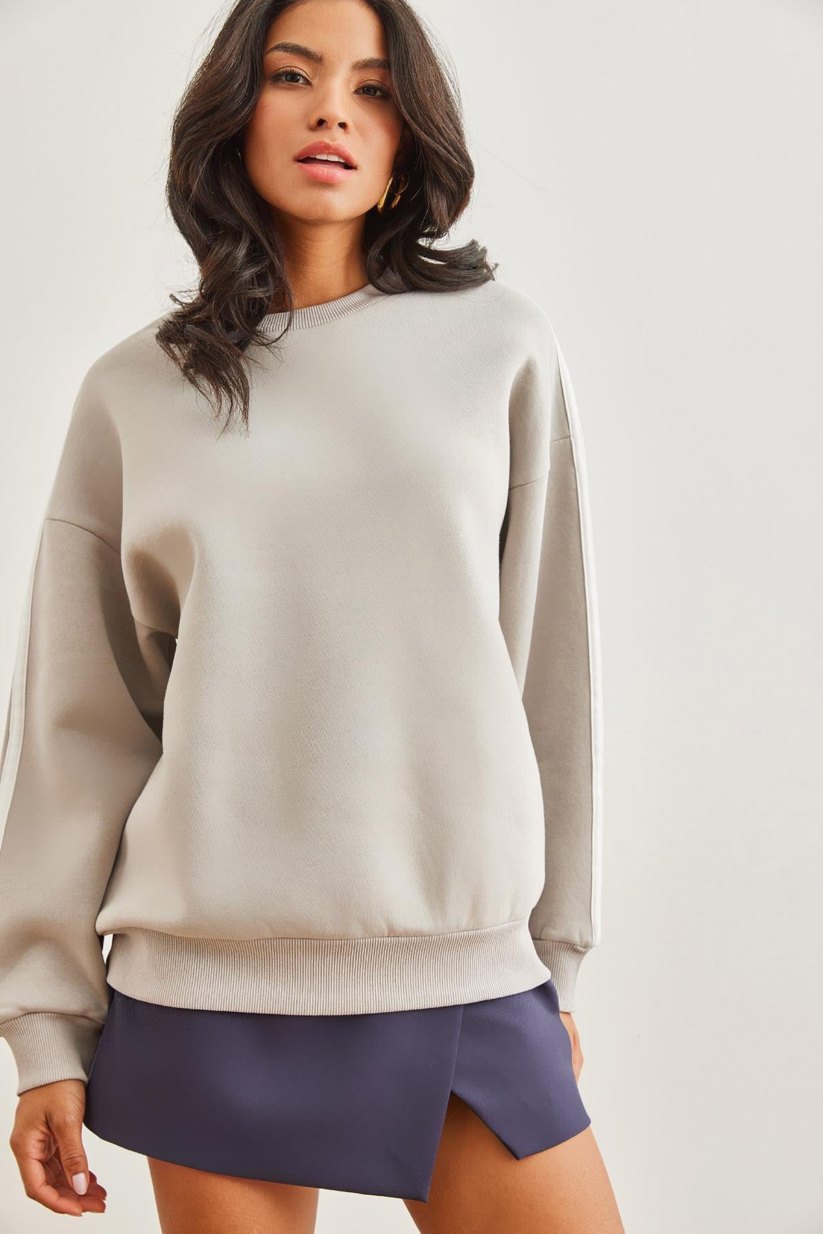Kol Şeritli Şardonlu Kalın Sweatshirt Gri