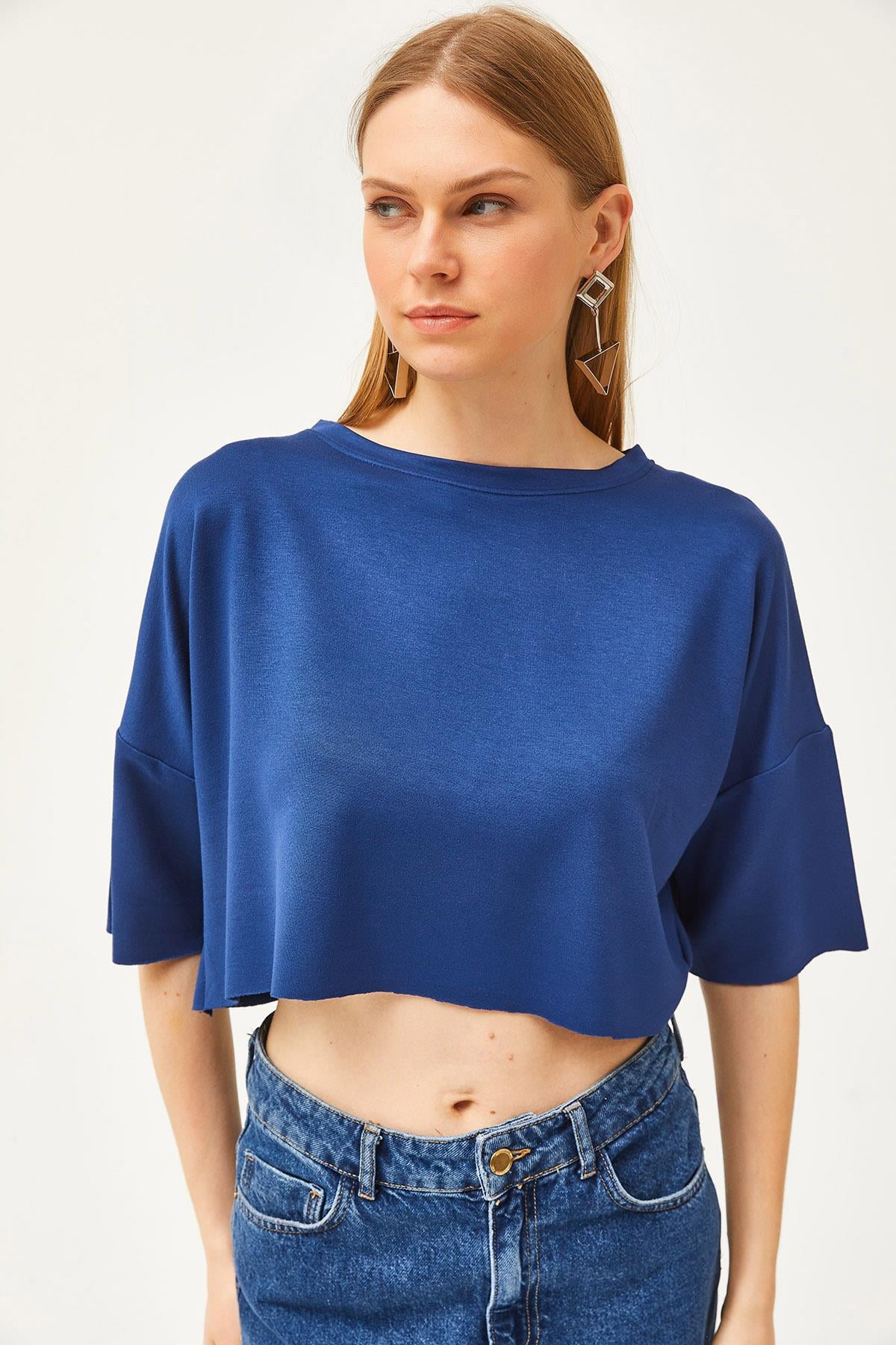 Modal Tuşeli Yumuşak Dokulu Crop Bluz Lacivert