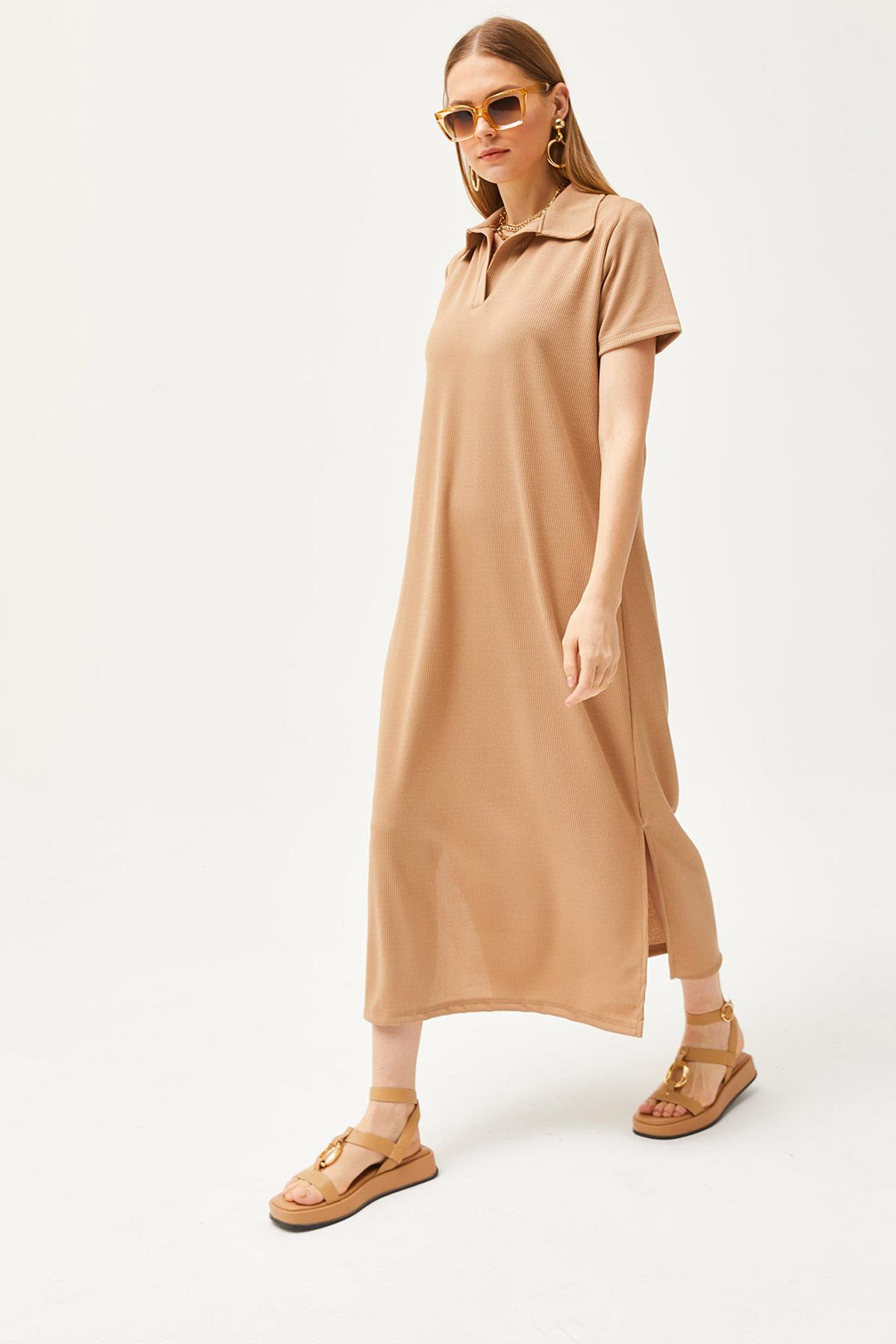 Polo Yaka Yırtmaçlı Burgu Elbise Camel