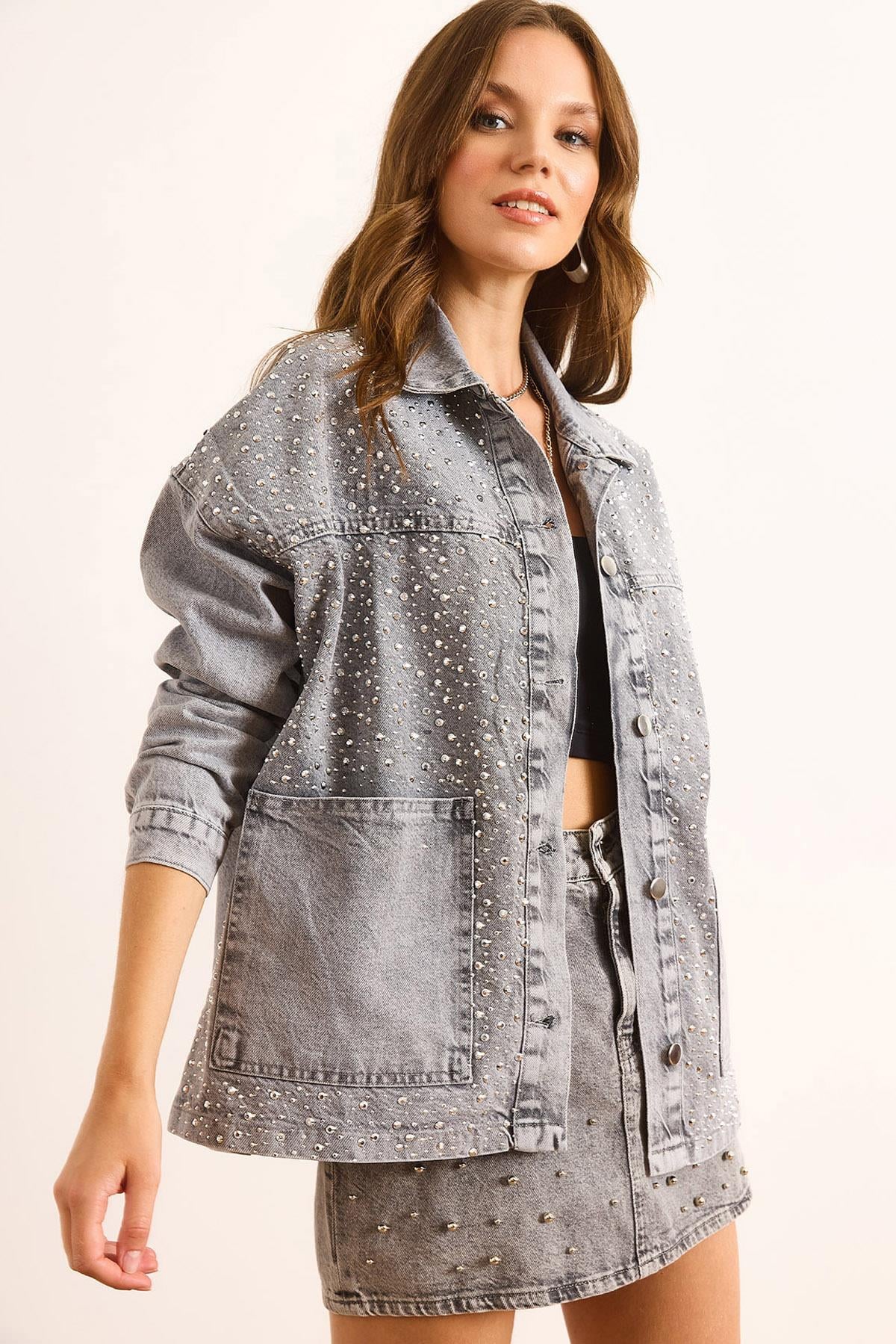 Serpme Taş Detaylı Cepli Denim Gömlek Ceket Gri