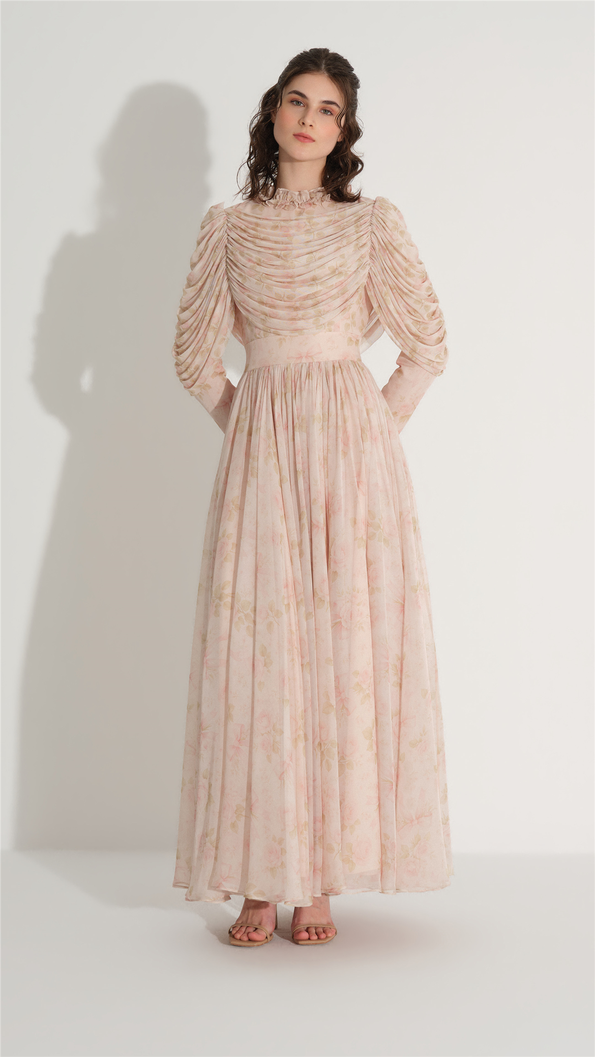 ÜST BEDENİ TÜL DETAYLI ŞİFON ELBİSE Somon