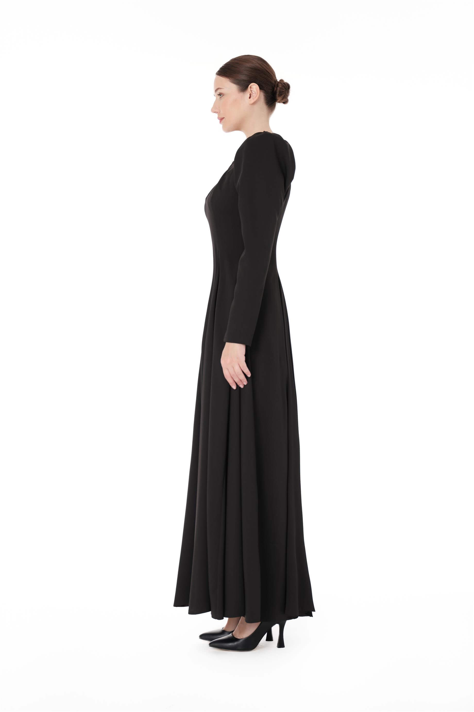 LONG DRESS WITH SEGMENTED SKIRT Black