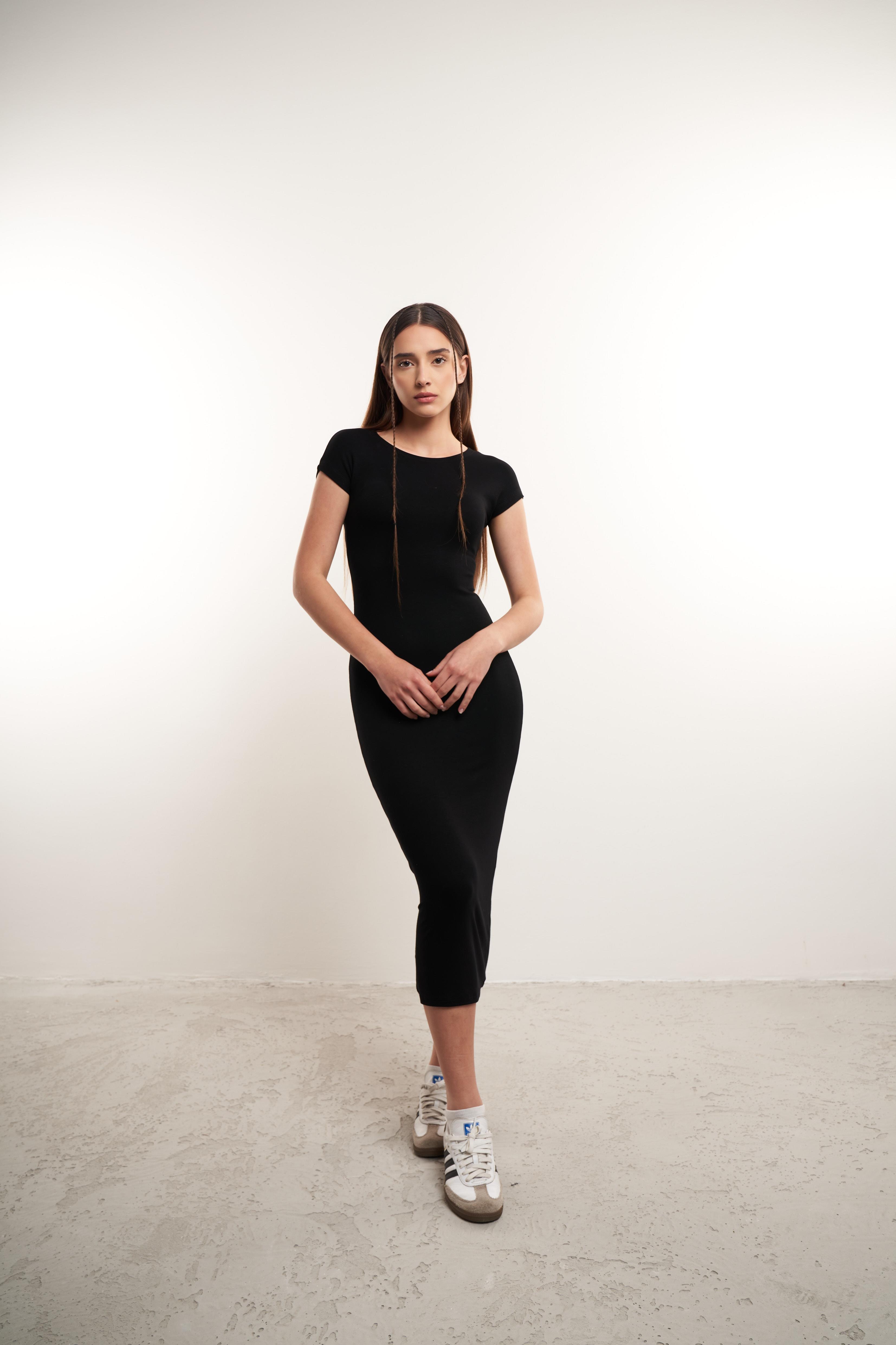 Bisiklet Yaka Uzun Elbise Siyah