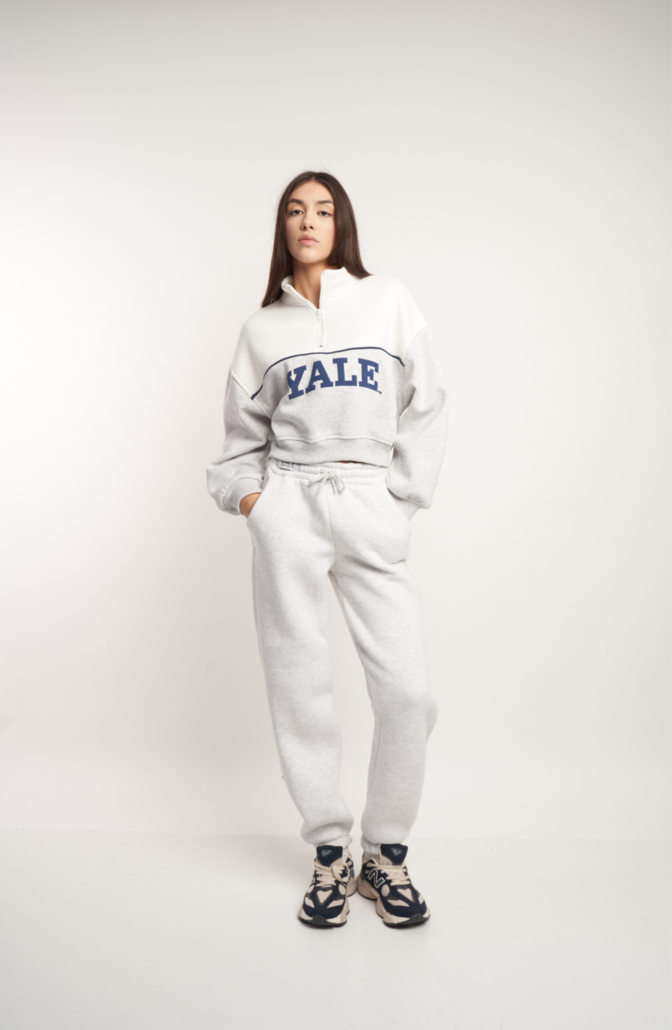 Yale Baskılı Kısa Sweatshirt Karmelanj