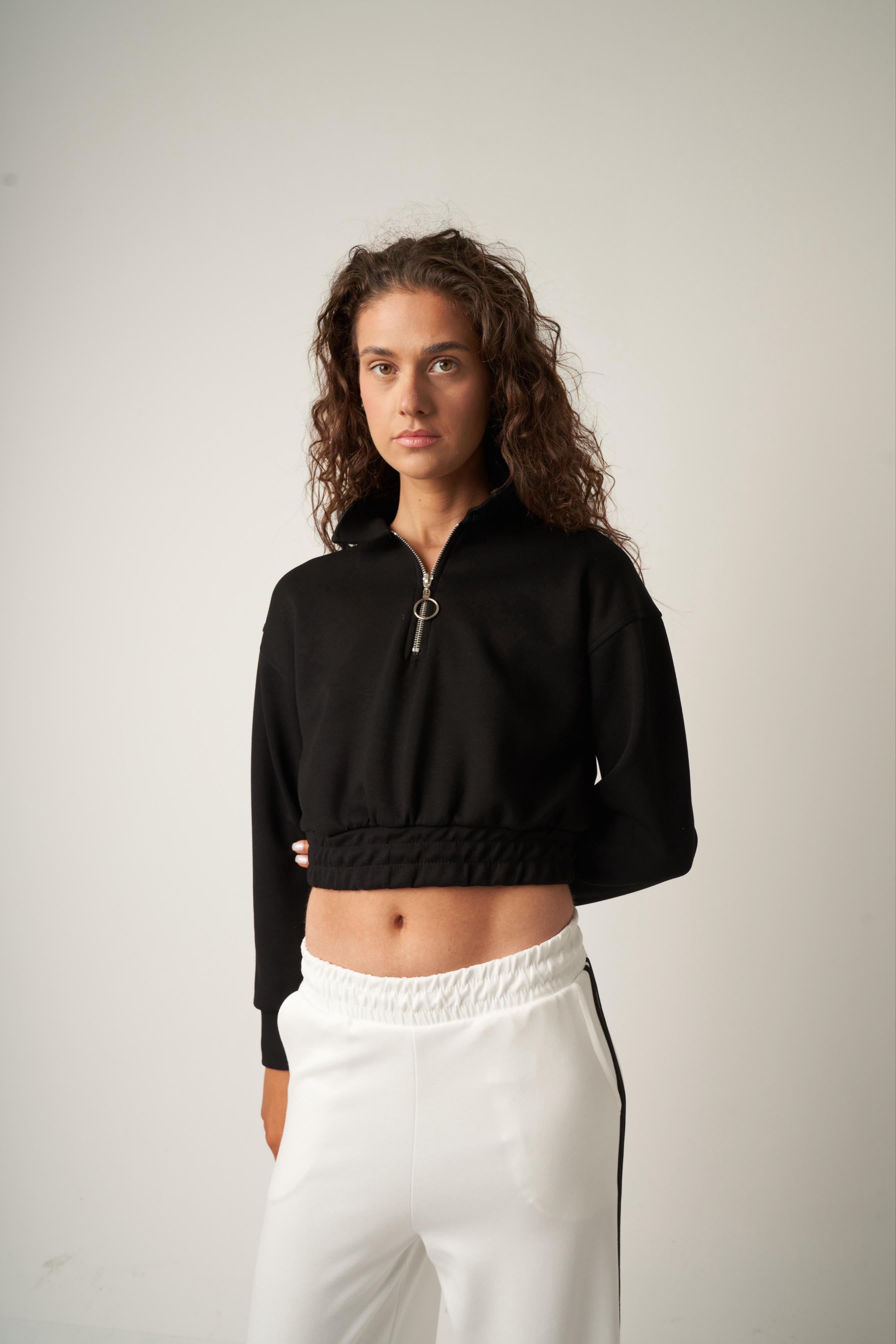 Fermuar Detaylı Kısa Sweatshirt Siyah