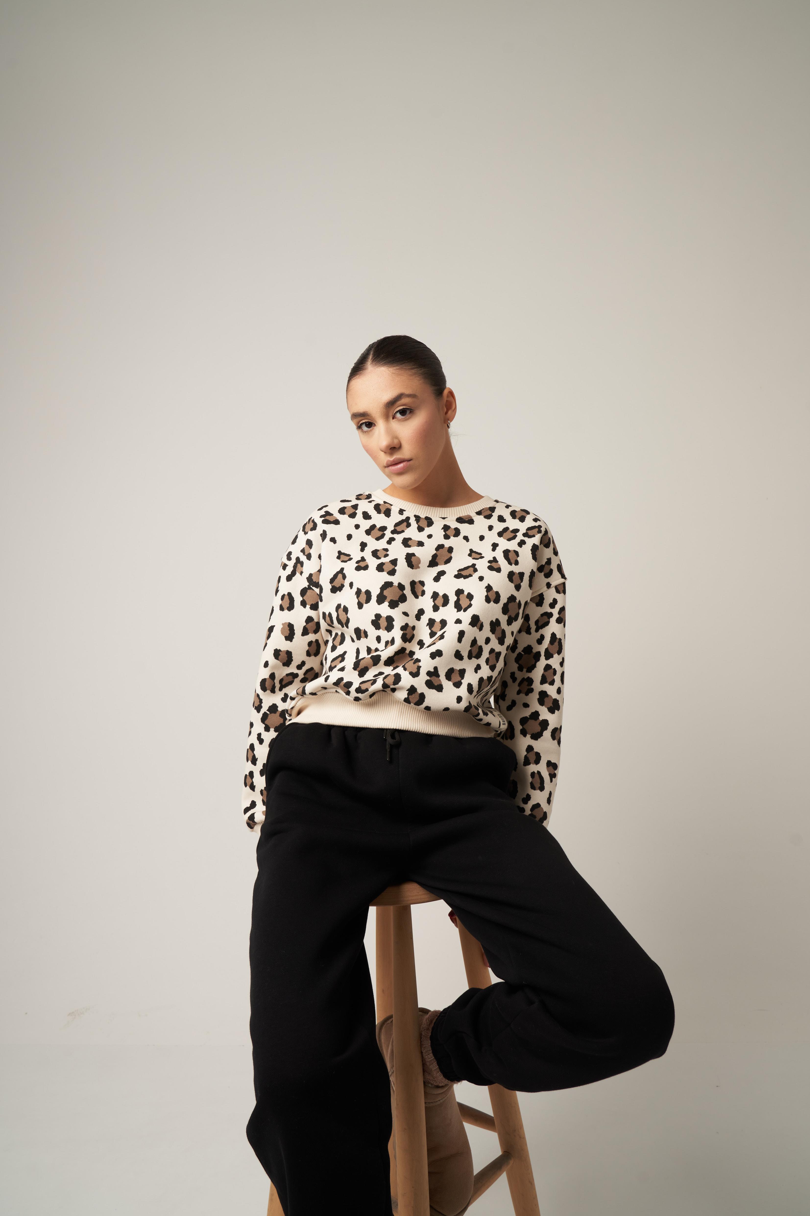 Kısa Sweatshirt Leopar