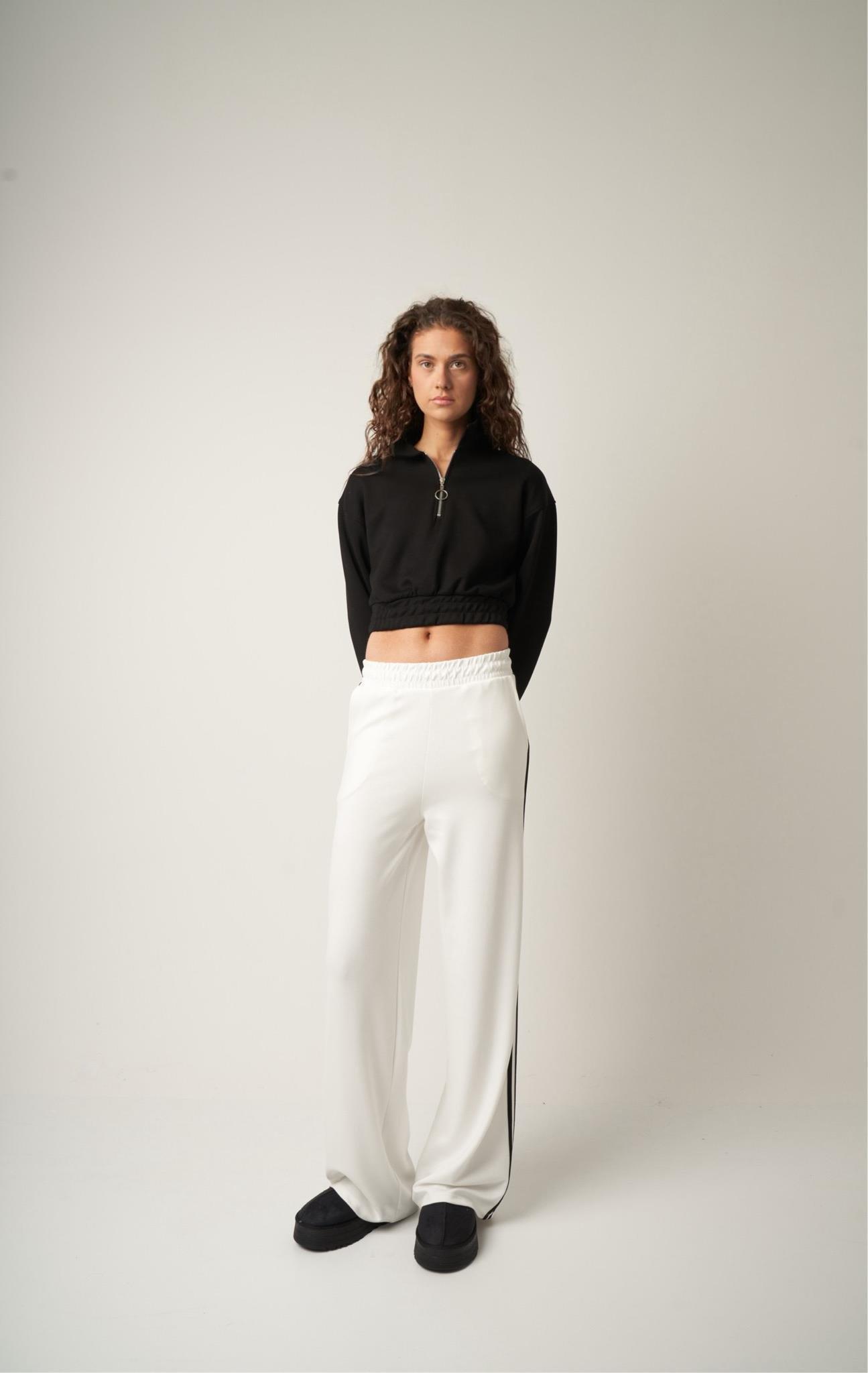 Fermuar Detaylı Kısa Sweatshirt Siyah