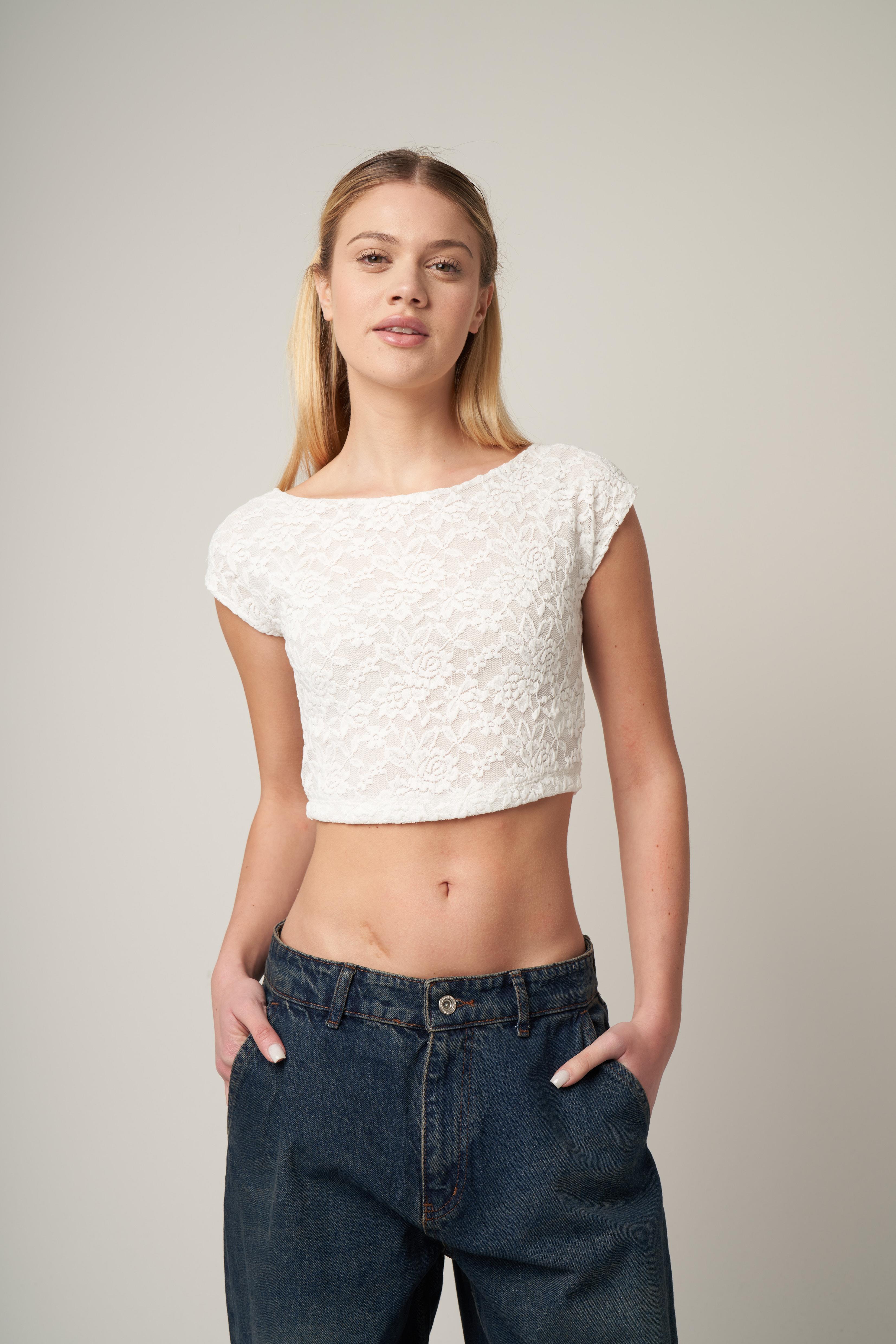 Dantel Detaylı Crop Bluz Ekru