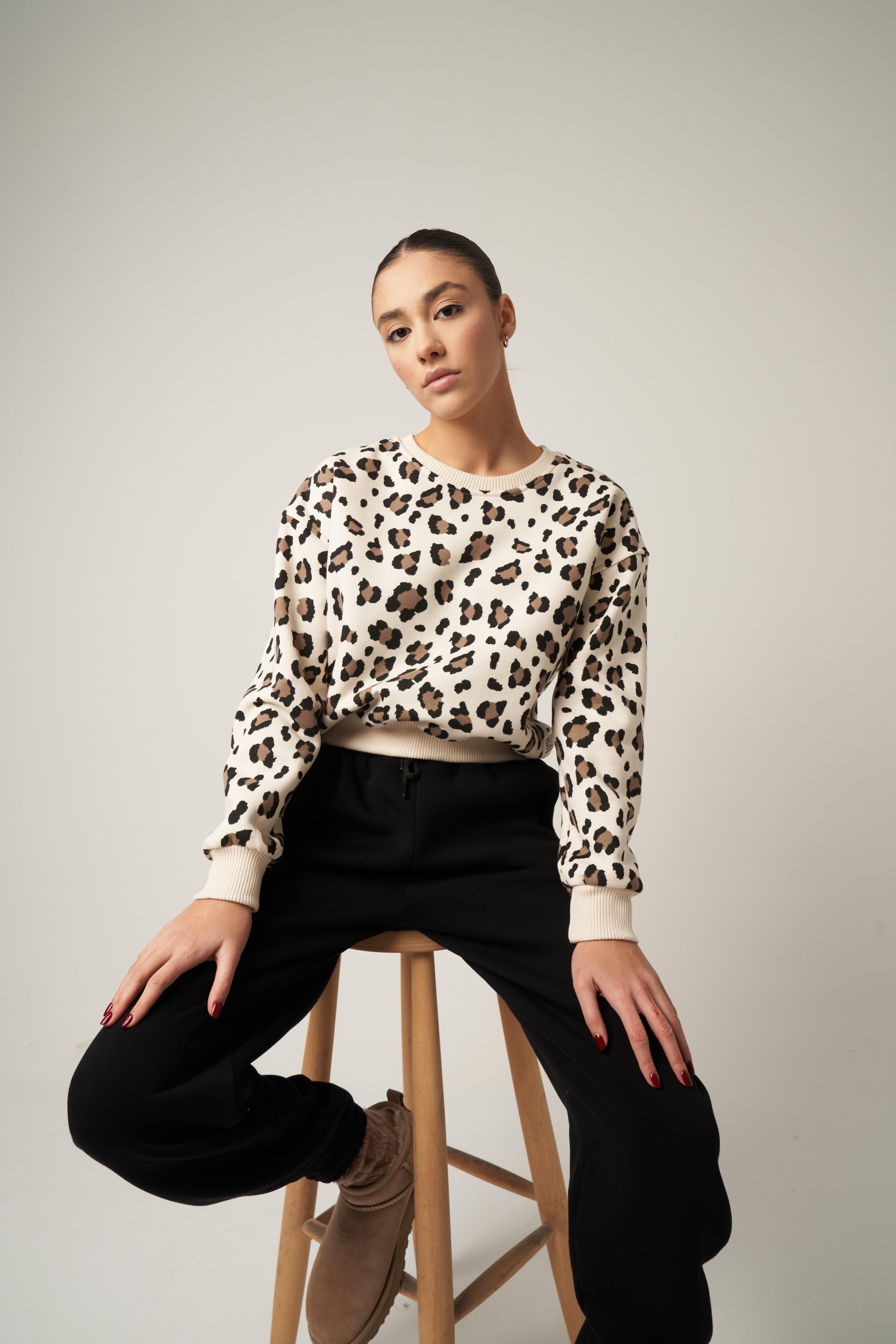 Kısa Sweatshirt Leopar