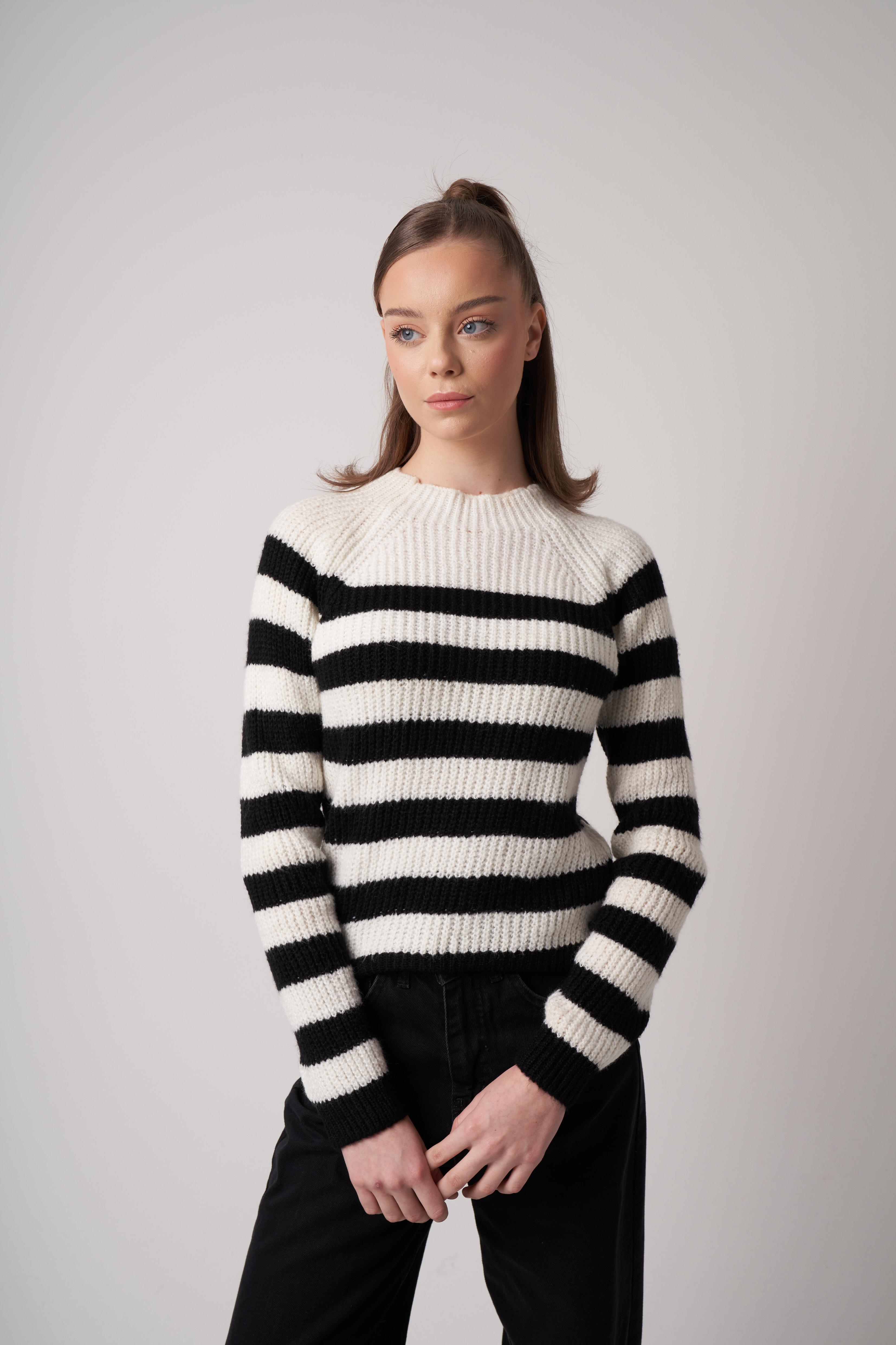 Bisiklet Yaka Çizgili Triko Kazak Krem-Siyah