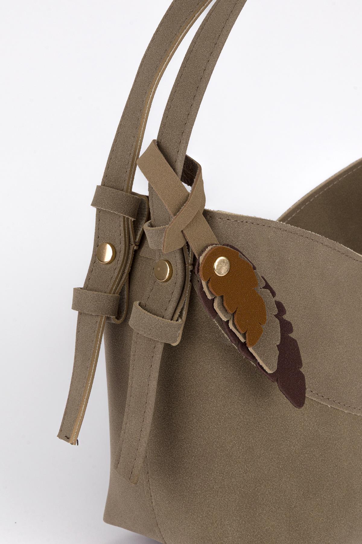 Asimetrik Süet Çapraz Çanta Vizon