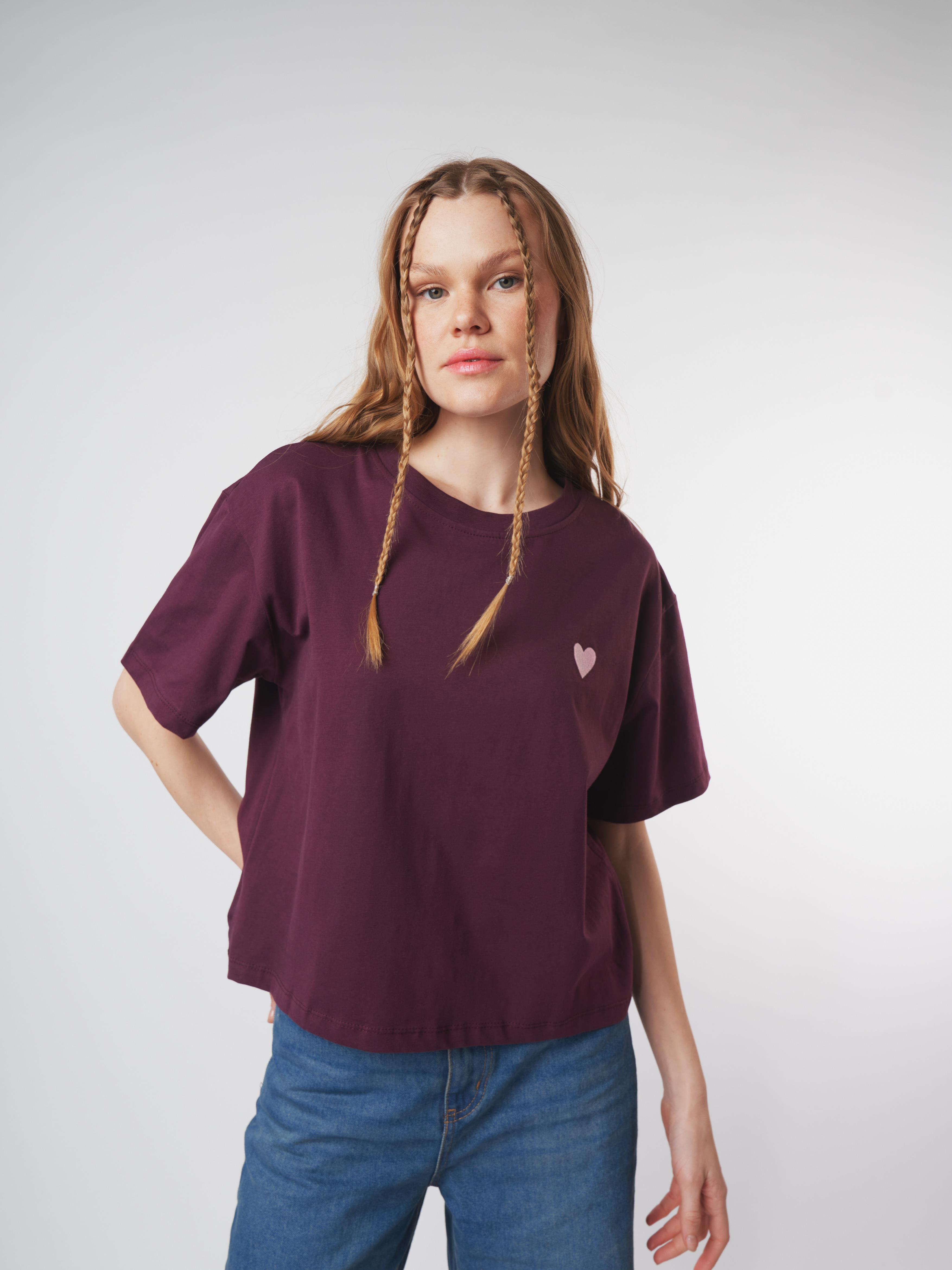 Kalp Nakış Baskılı Kısa Kol T-shirt Mürdüm