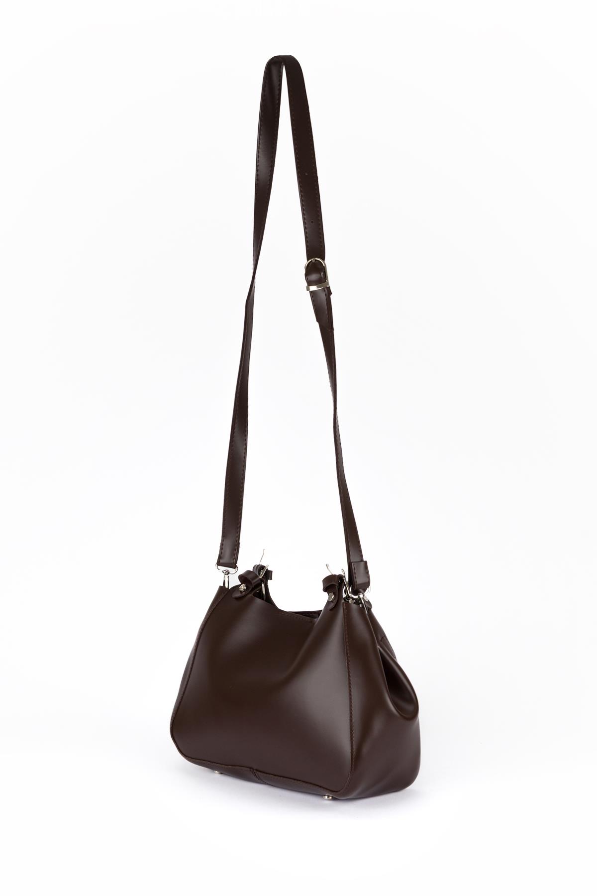 Madam Model Omuz Çantası Kahve