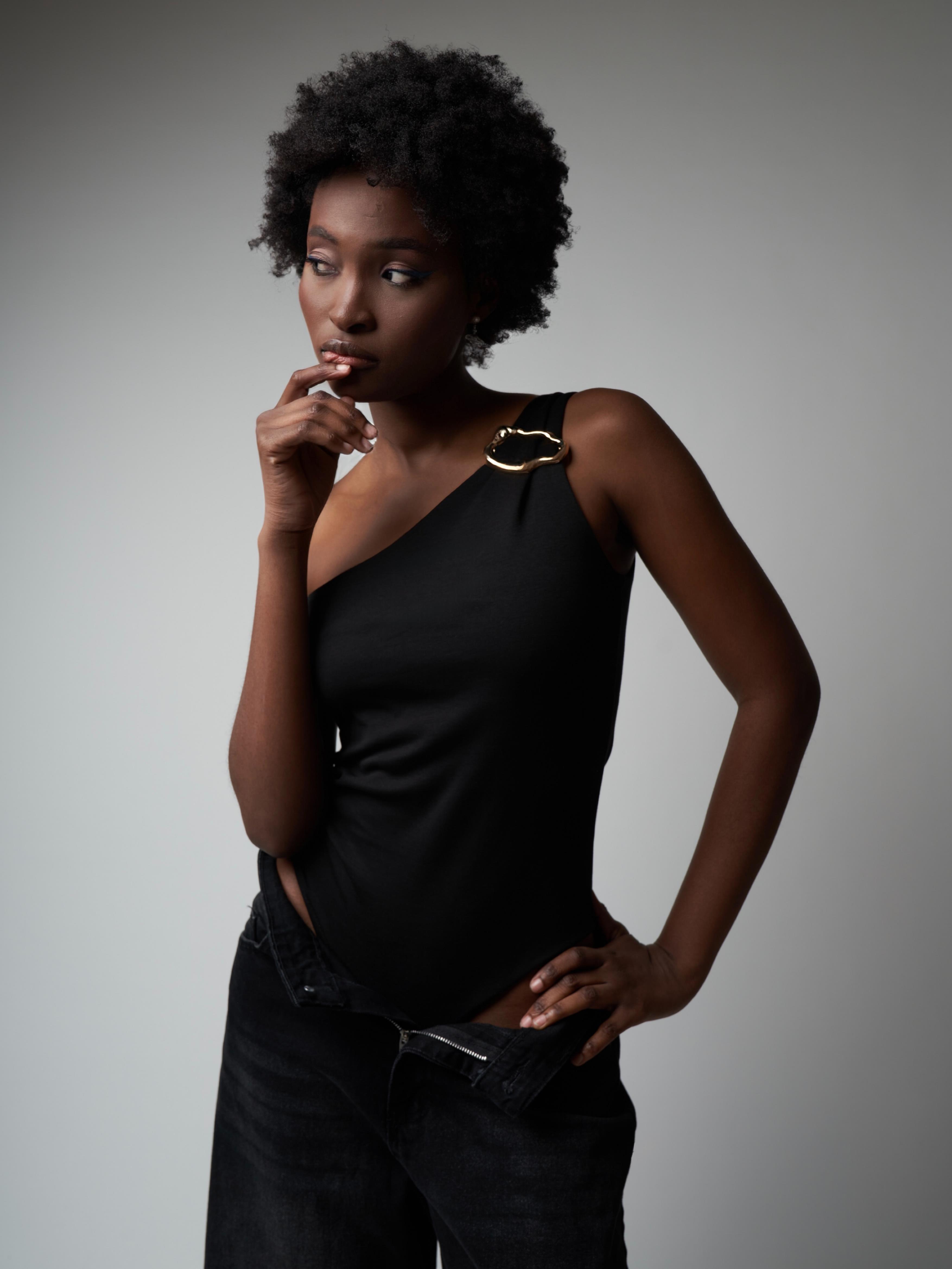 Tek Omuz Askılı Bluz Siyah