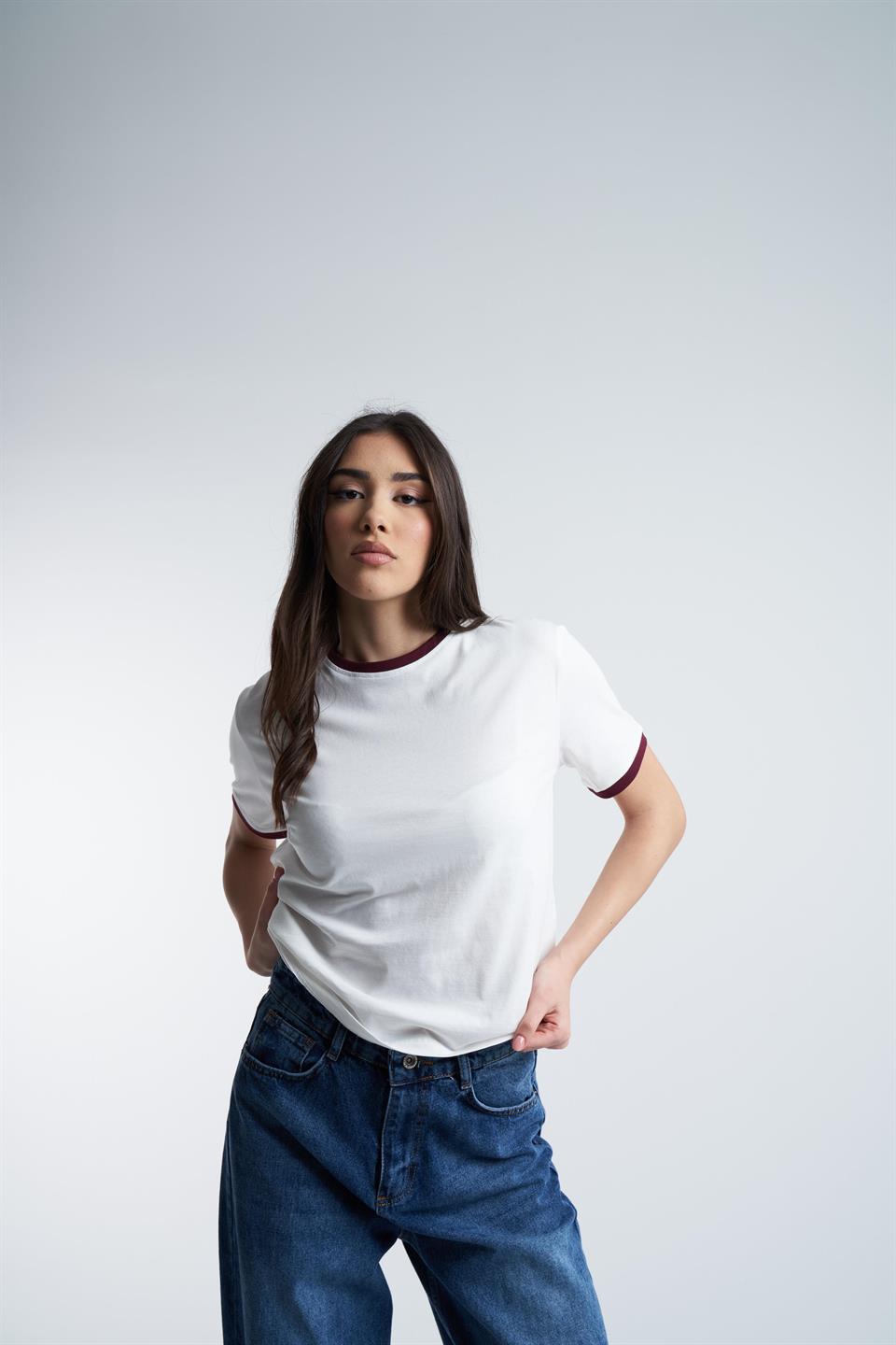 Bisiklet Yaka Kısa Kol T-Shirt Ekru