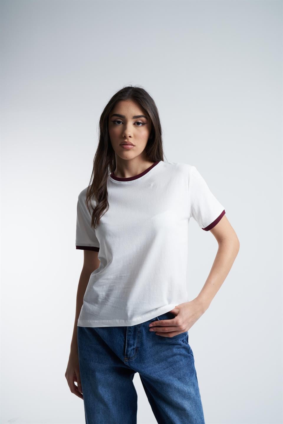 Bisiklet Yaka Kısa Kol T-Shirt Ekru