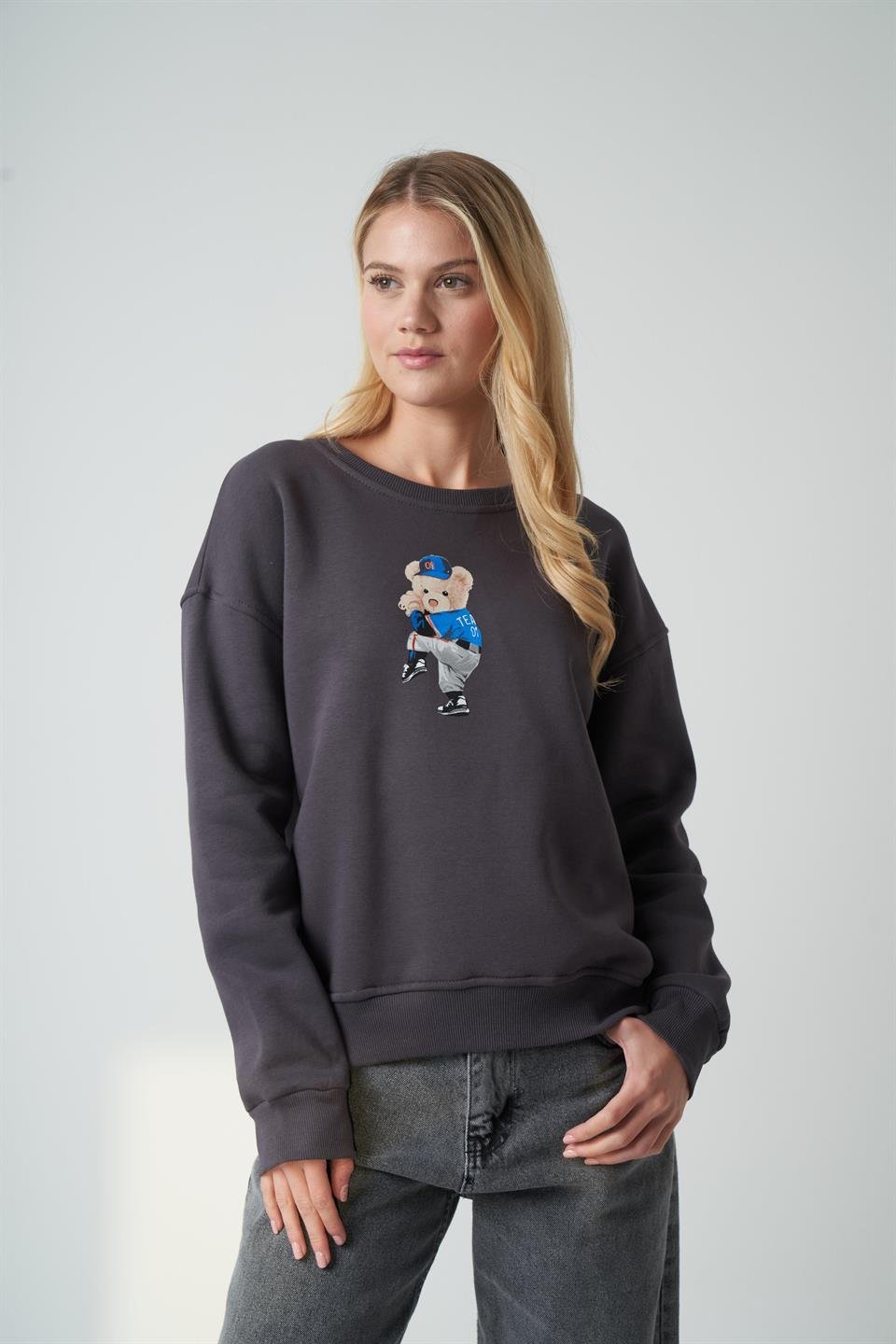 Ayıcık Baskılı Sweatshirt Antrasit
